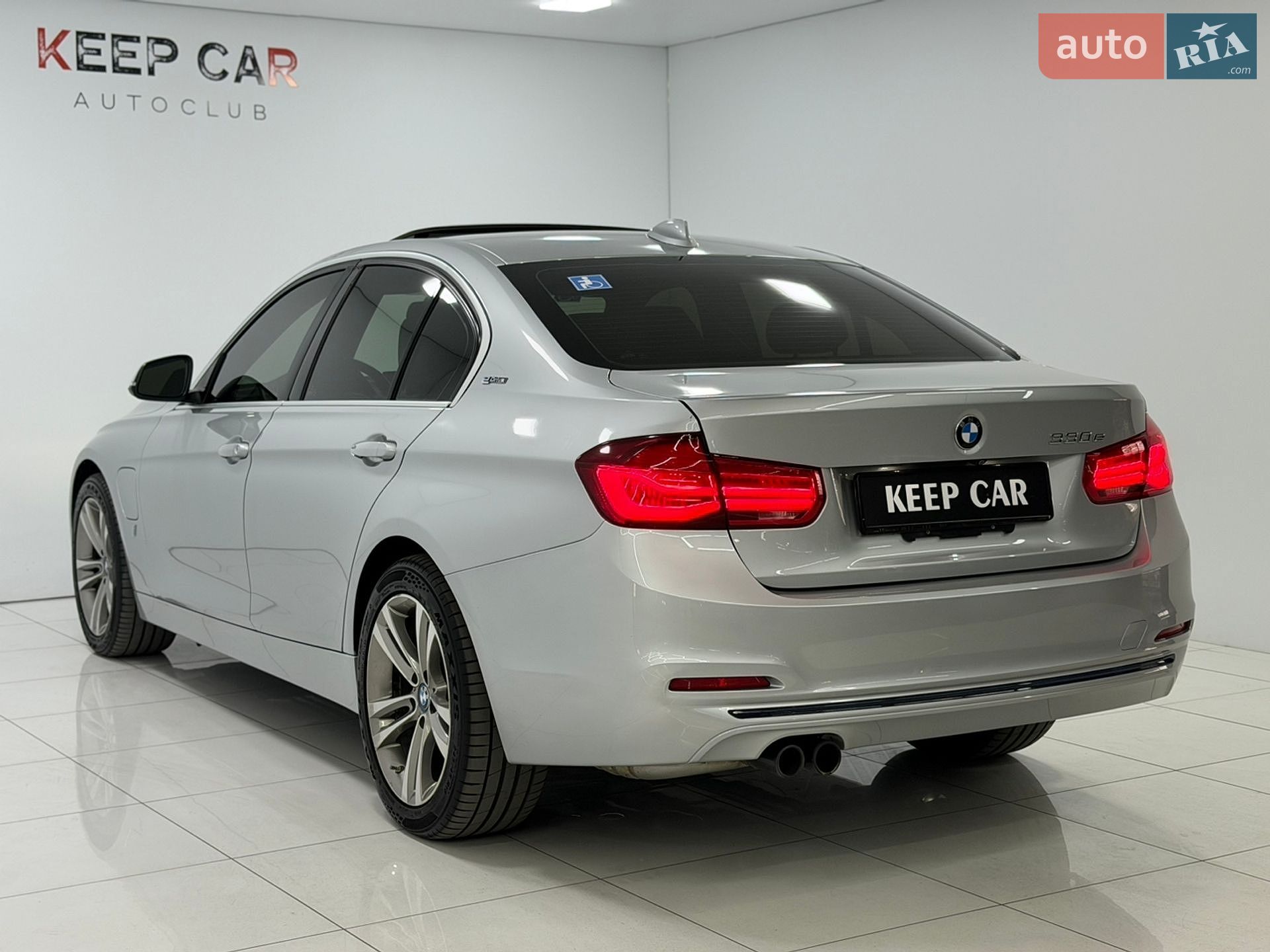 BMW 3 Series 2018 VIN WBA8E1C52JA758643 фото оголошення 11 з 35