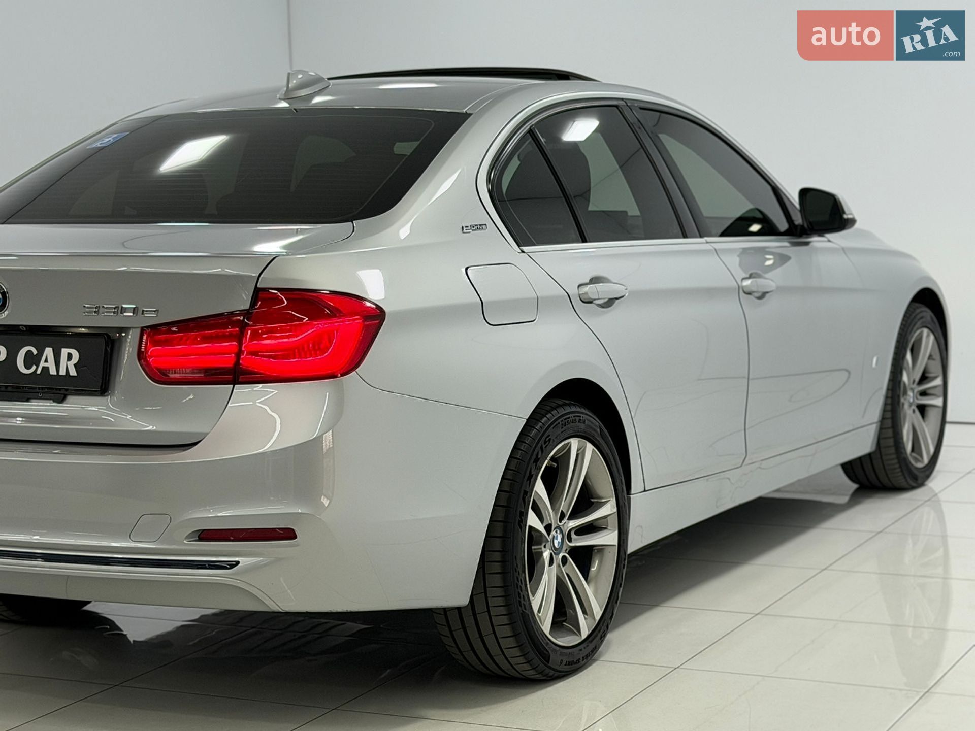 BMW 3 Series 2018 VIN WBA8E1C52JA758643 фото оголошення 13 з 35