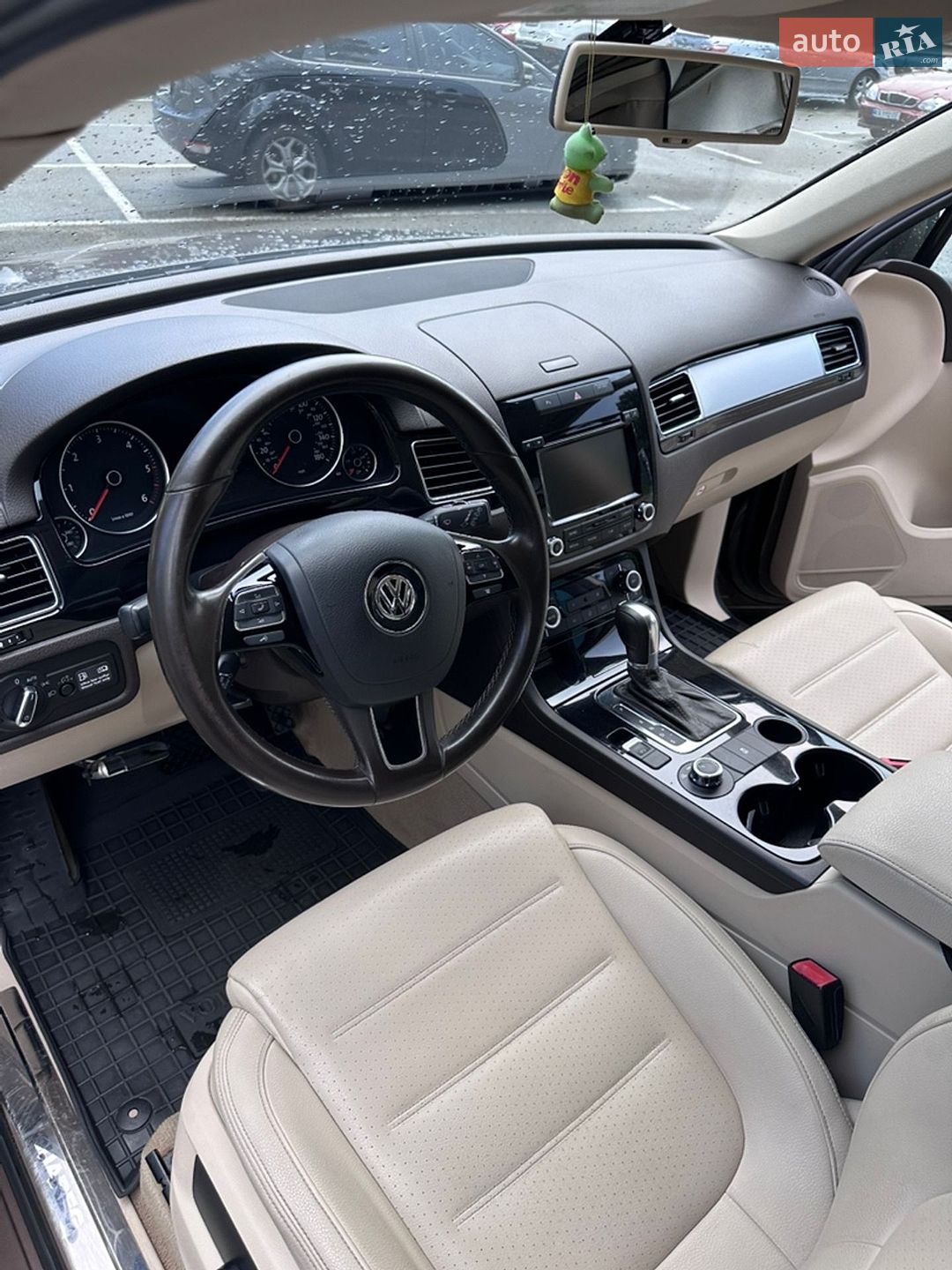 Volkswagen Touareg 2011 VIN WVGFK9BP1CD004716 фото оголошення 7 з 13