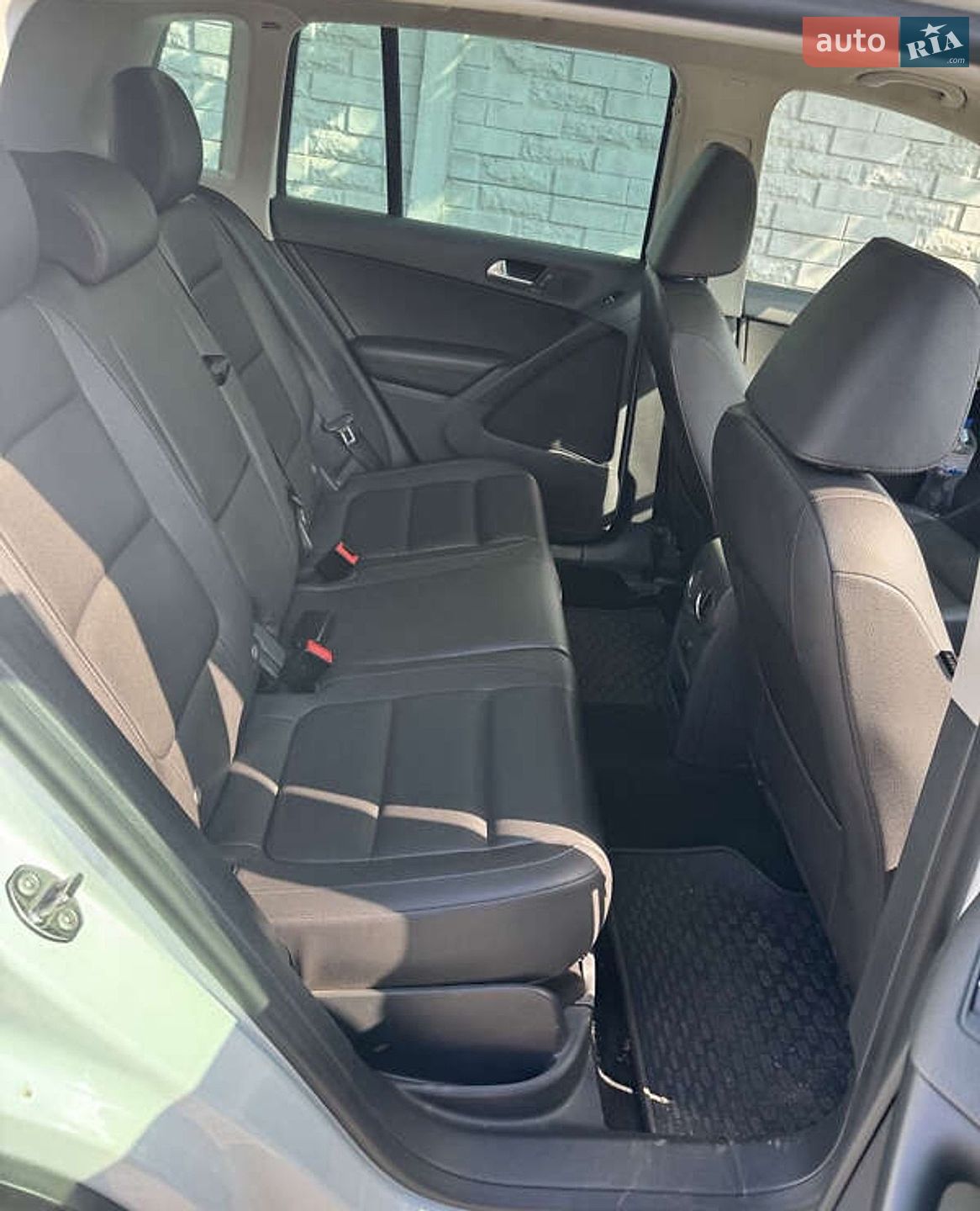 Volkswagen Tiguan 2015 VIN WVGBV7AX9FW116247 фото оголошення 10 з 10
