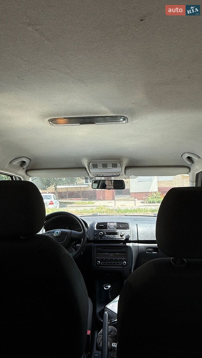 Skoda Fabia 2012 VIN TMBJS65JXC3130714 фото оголошення 27 з 32