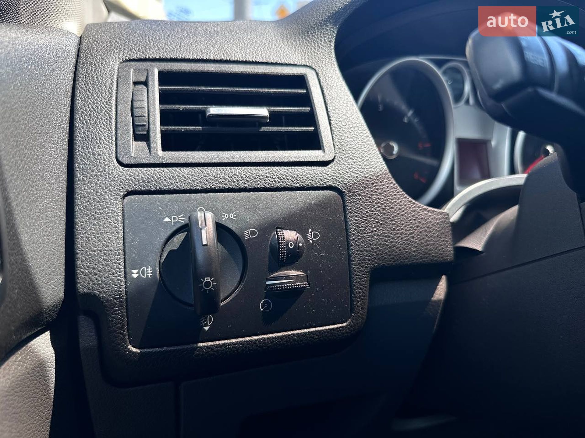 Ford Kuga 2012 VIN WF0RXXGCDRCA33473 фото оголошення 24 з 25