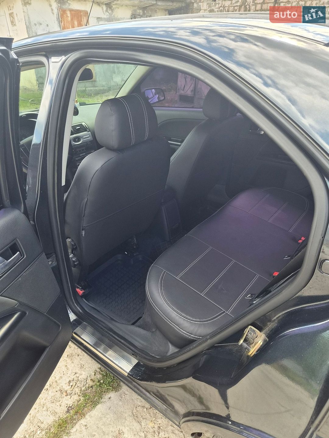 Ford Mondeo 2006 VIN WF04XXGBB46T85703 фото оголошення 8 з 13