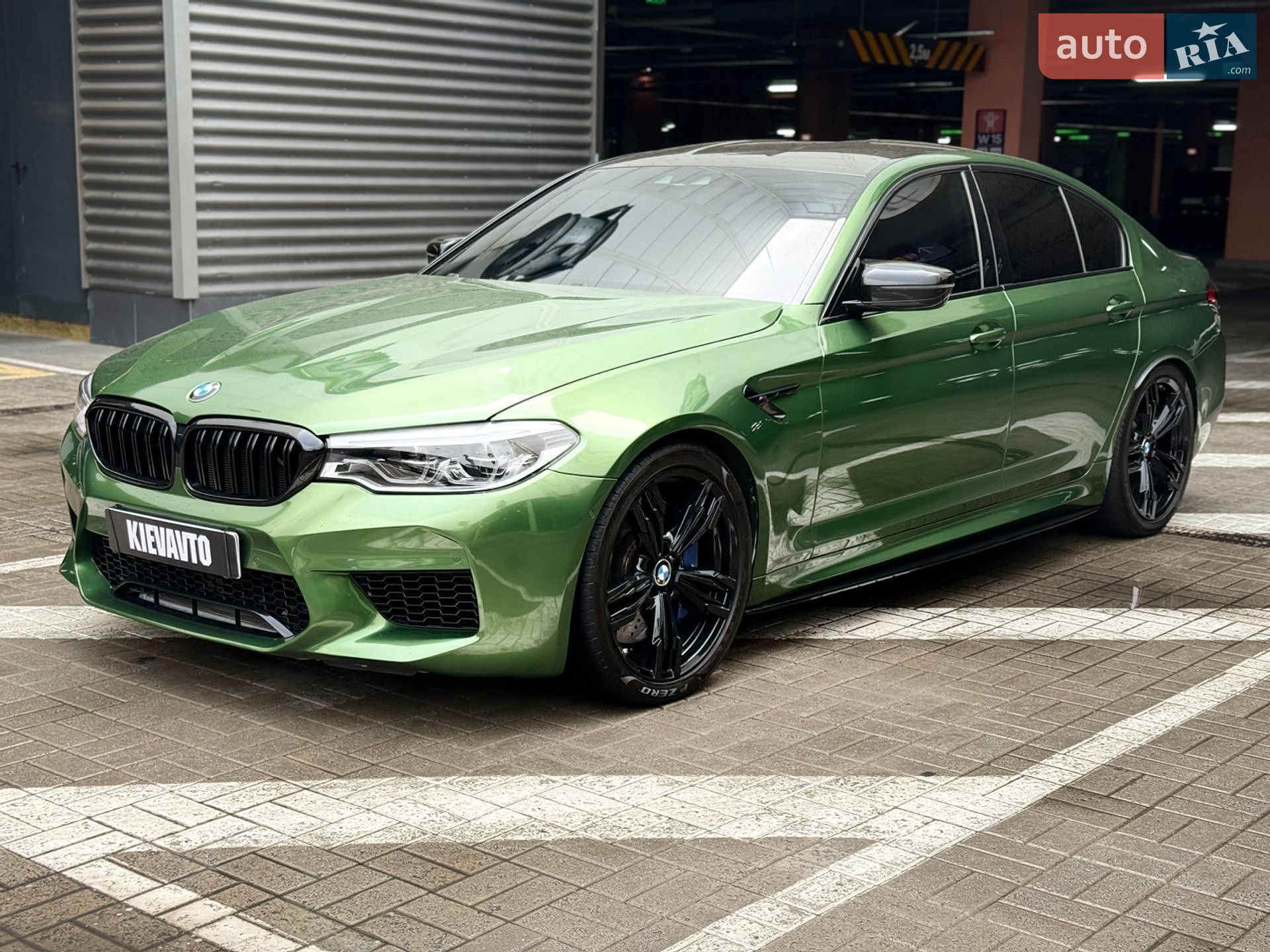 BMW M5 2018 VIN WBSJF0C52KB285939 фото оголошення 3 з 49