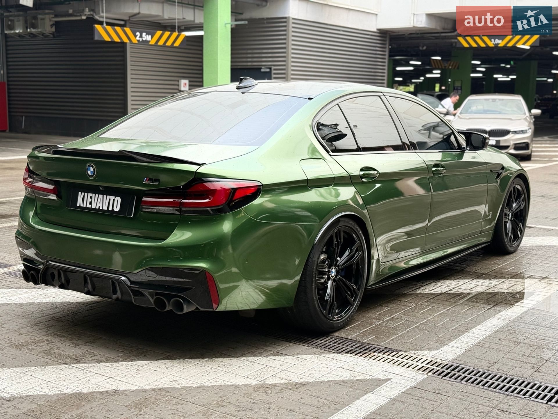 BMW M5 2018 VIN WBSJF0C52KB285939 фото оголошення 8 з 49