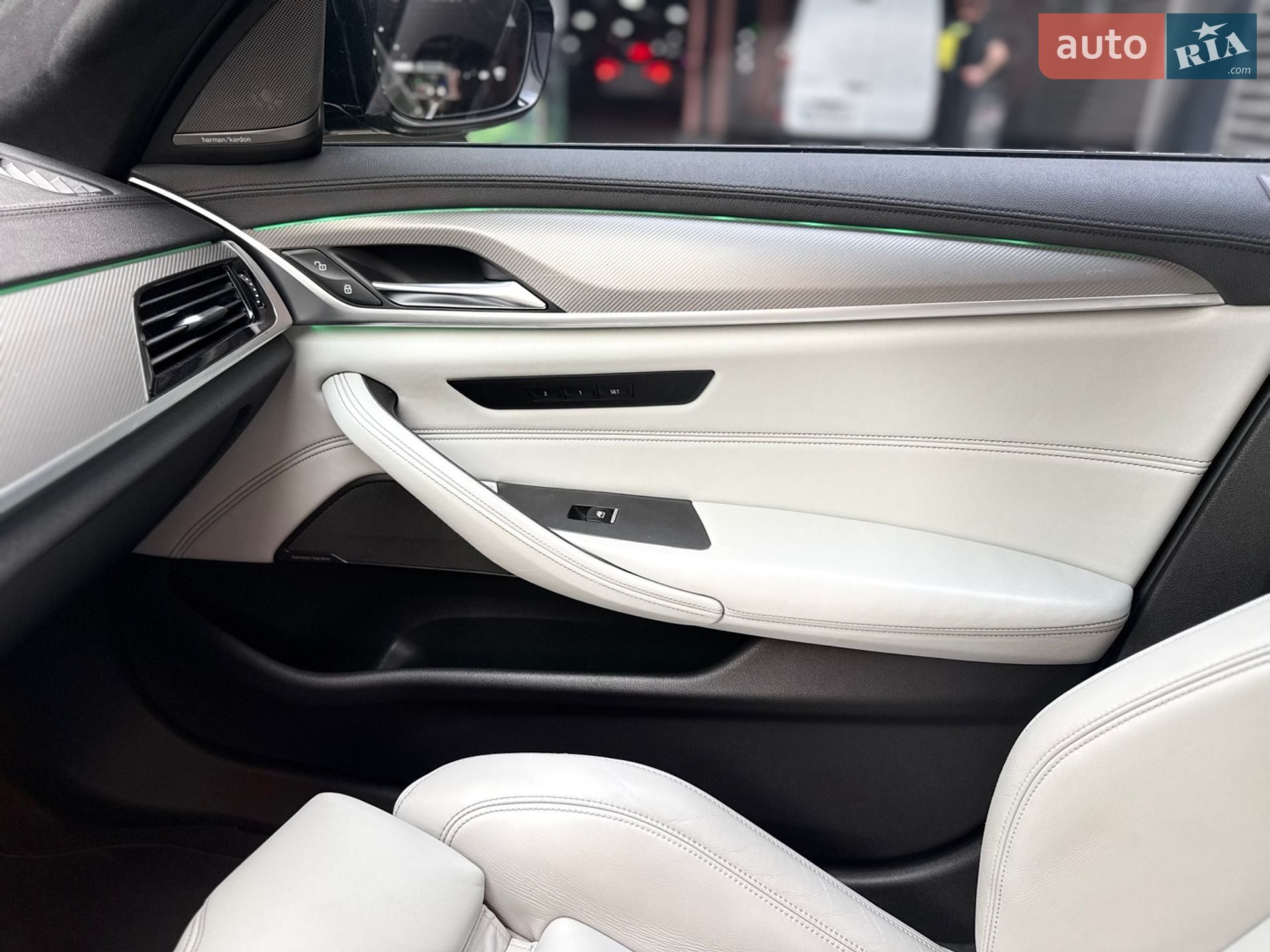 BMW M5 2018 VIN WBSJF0C52KB285939 фото оголошення 37 з 49