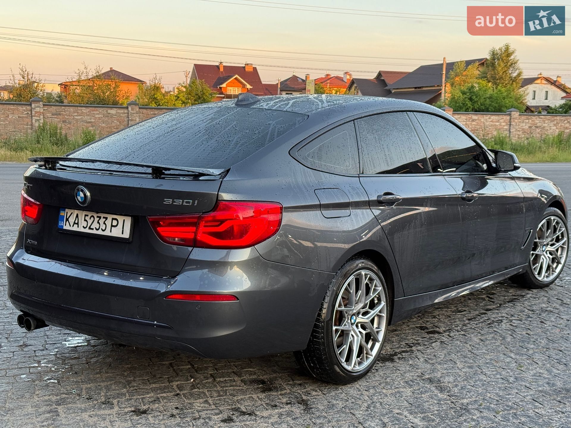BMW 3 Series GT 2018 VIN WBA8Z9C50JB220505 фото оголошення 15 з 19