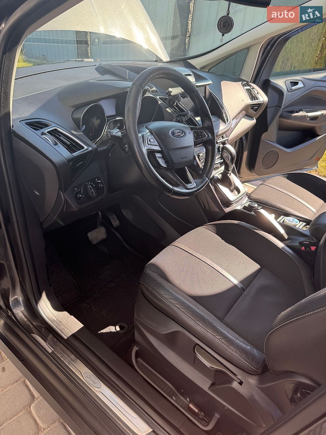 Ford C-Max 2015 VIN WF0VXXGCEVFU26494 фото оголошення 16 з 18