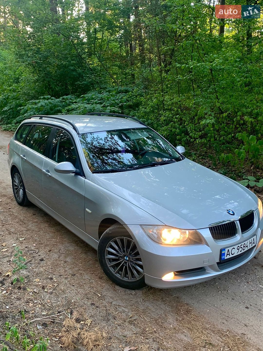 BMW 3 Series 2006 VIN WBAVR51060KW73335 фото оголошення 3 з 16