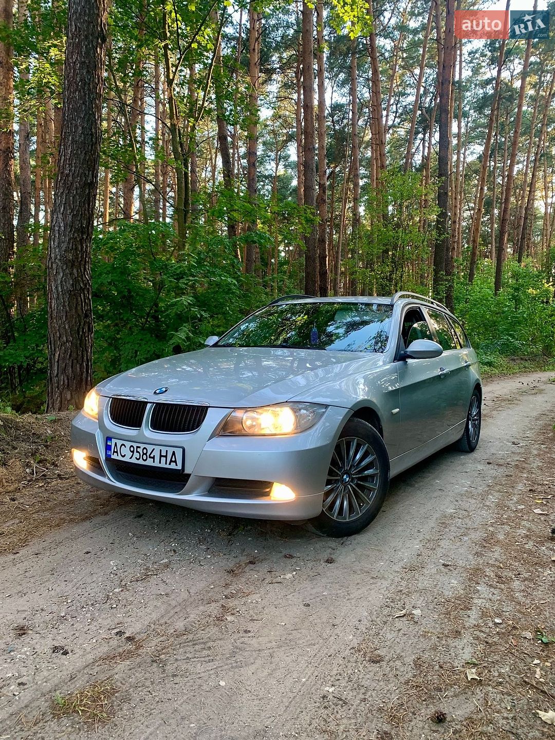 BMW 3 Series 2006 VIN WBAVR51060KW73335 фото оголошення 4 з 16