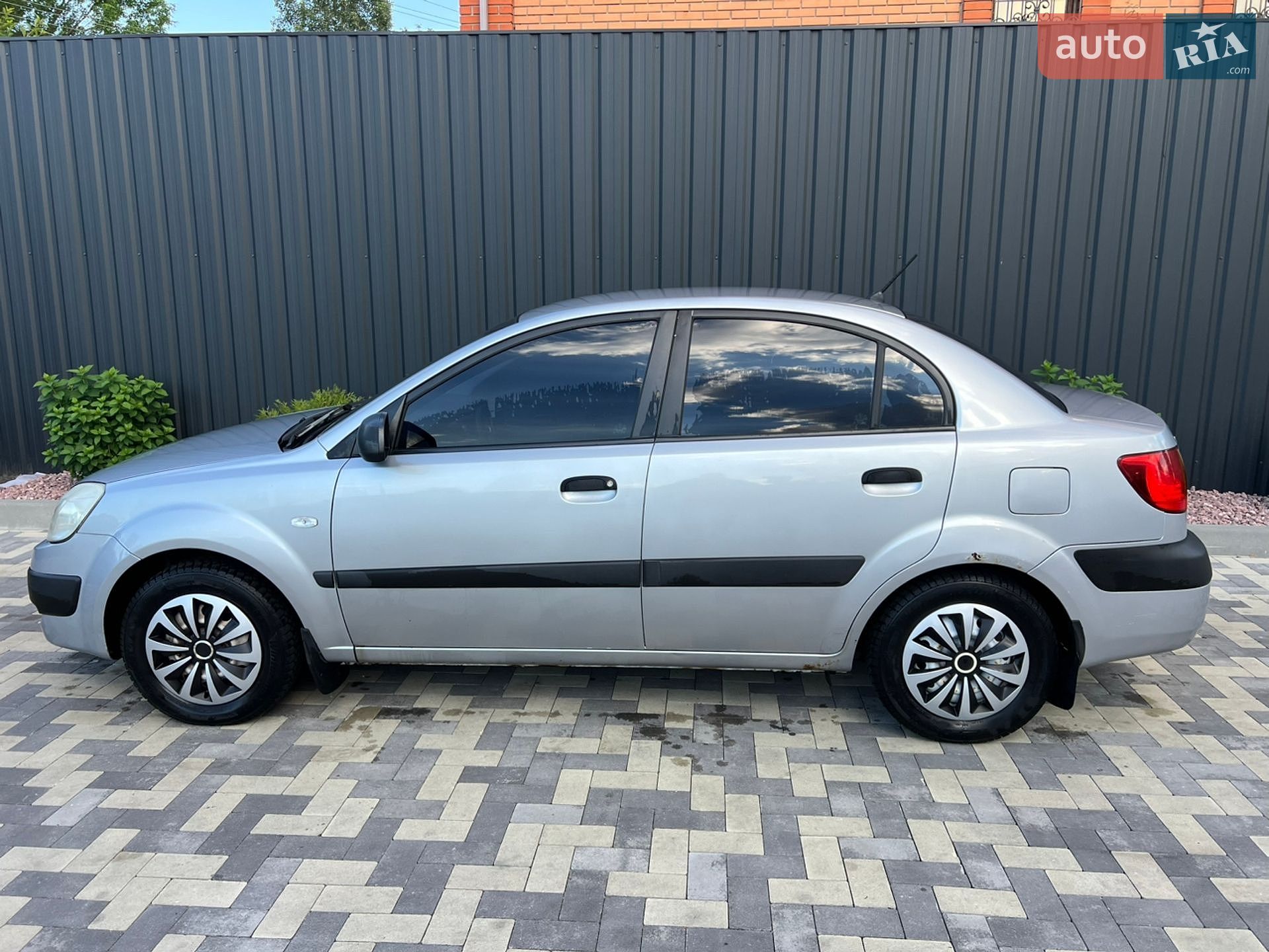 KIA RIO 2007 VIN Y6LDE22127L001538 фото оголошення 3 з 8