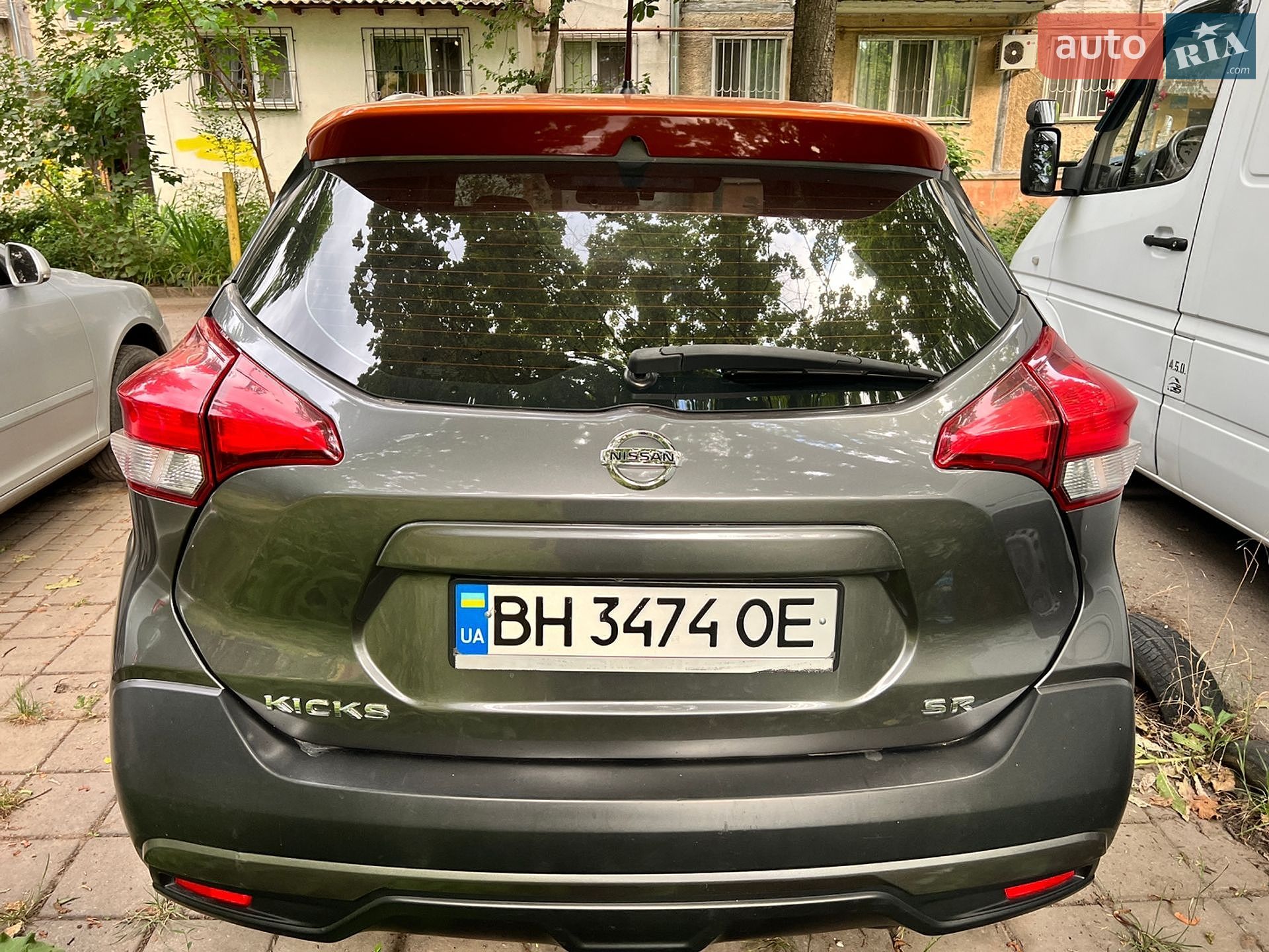 Nissan Kicks 2018 VIN 3N1CP5CU9JL541396 фото оголошення 9 з 24