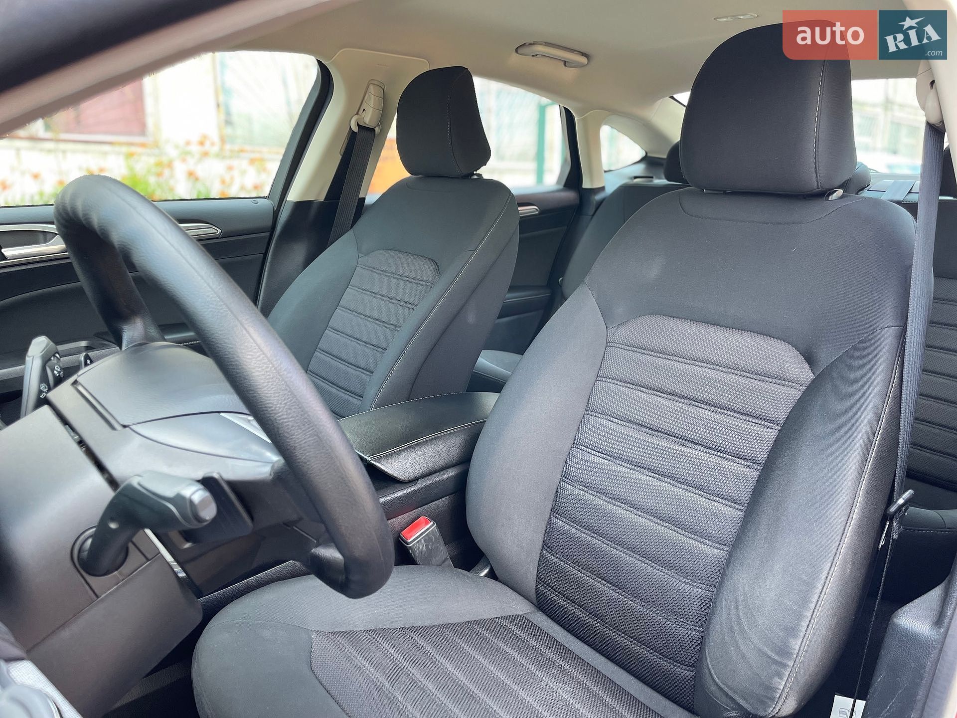 Ford Fusion 2020 VIN 3FA6P0T93LR157922 фото оголошення 39 з 112