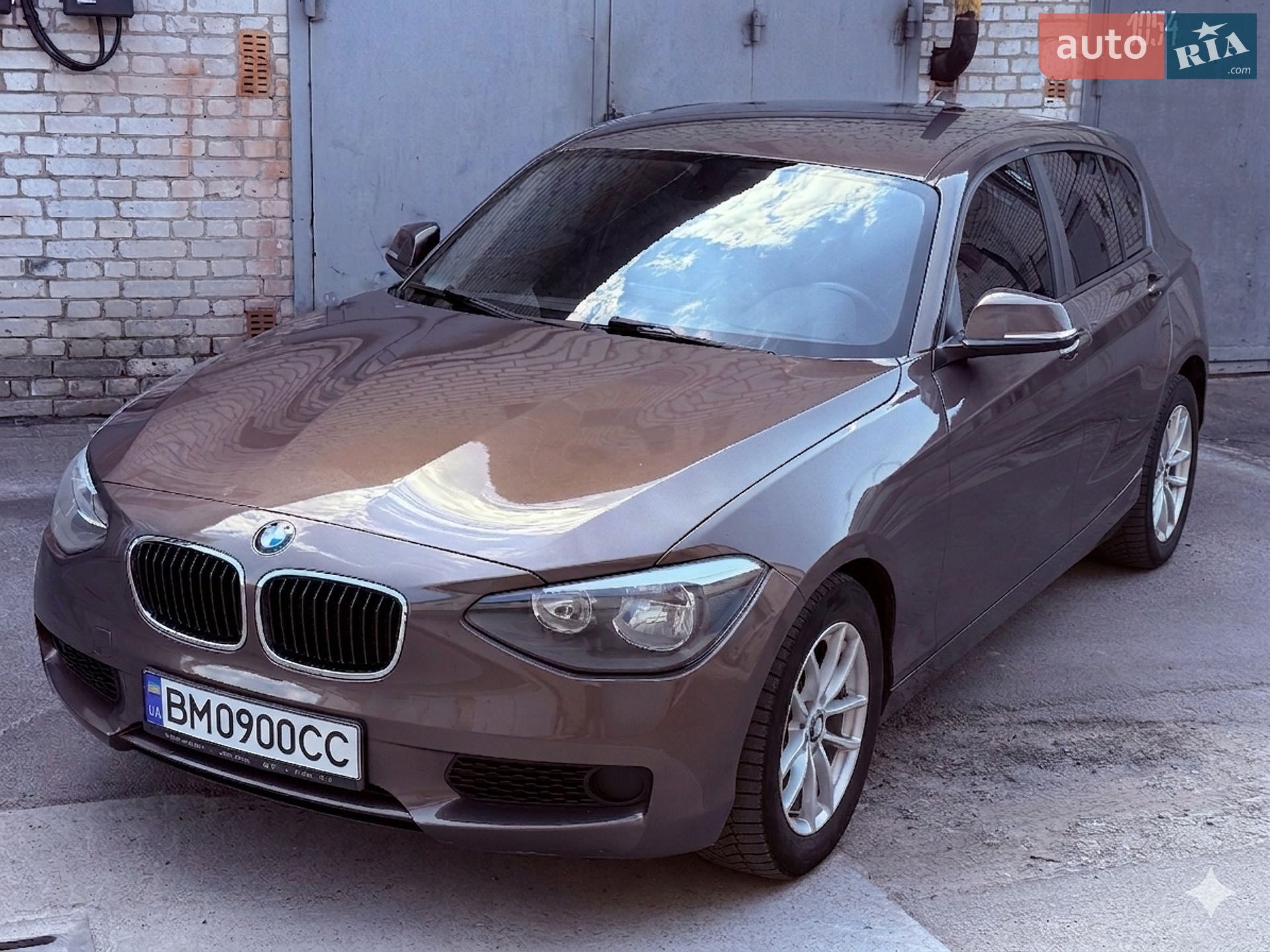 BMW 1 Series 2012 VIN WBA1R11061J632183 фото оголошення 2 з 8