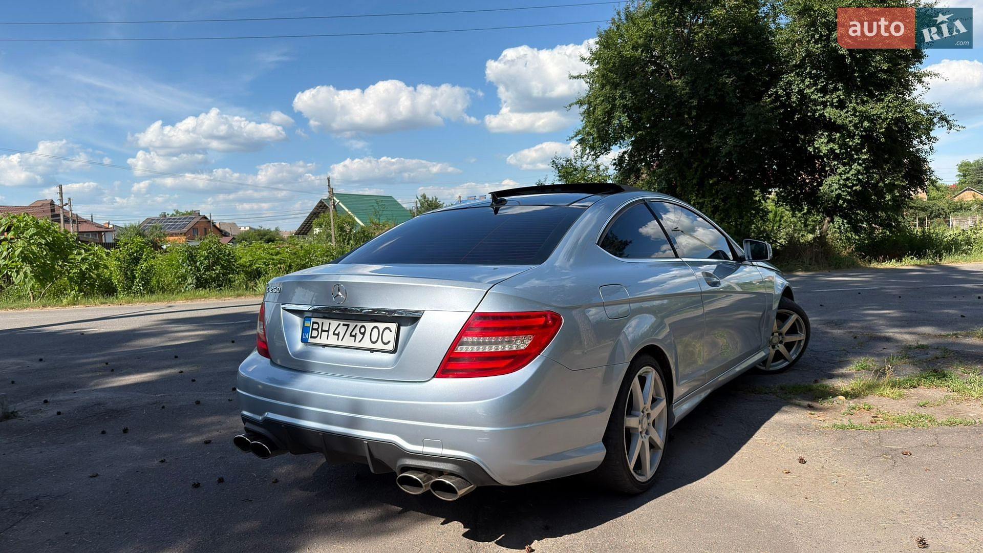 Mercedes-Benz C-Class 2012 VIN WDDGJ4HB3DG055327 фото оголошення 6 з 32