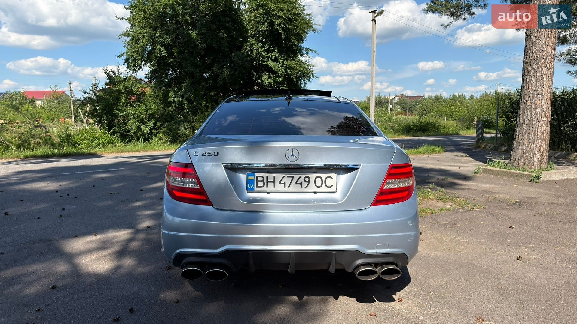 Mercedes-Benz C-Class 2012 VIN WDDGJ4HB3DG055327 фото оголошення 8 з 32