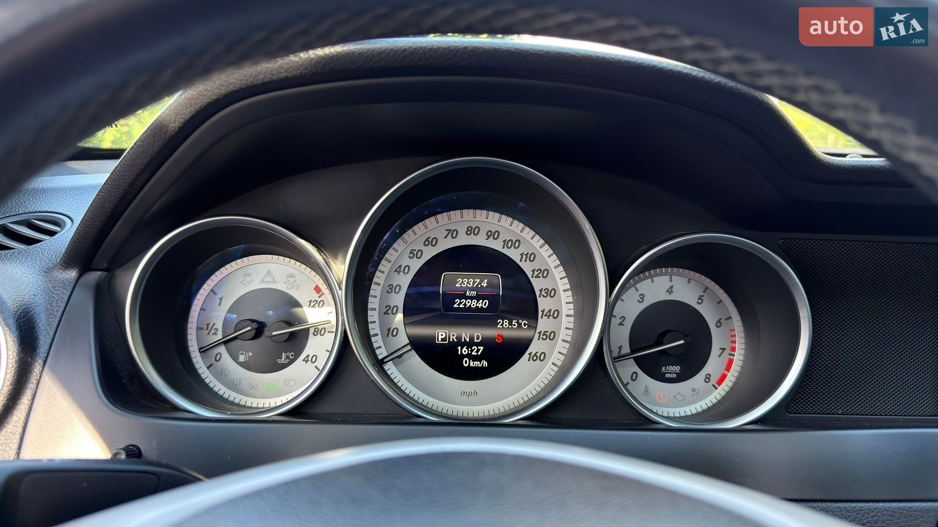 Mercedes-Benz C-Class 2012 VIN WDDGJ4HB3DG055327 фото оголошення 16 з 32