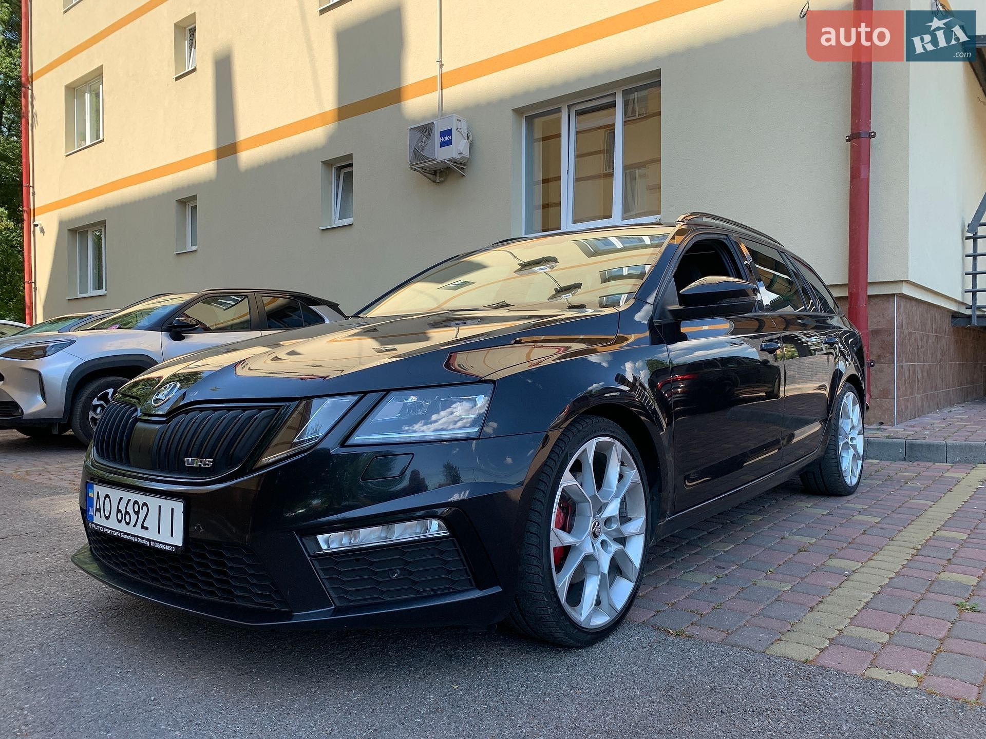 Skoda Octavia 2017 VIN TMBLK7NE8J0241357 фото оголошення 14 з 73
