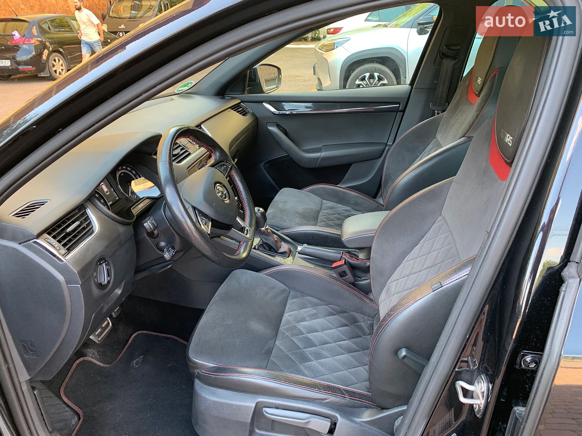 Skoda Octavia 2017 VIN TMBLK7NE8J0241357 фото оголошення 28 з 73