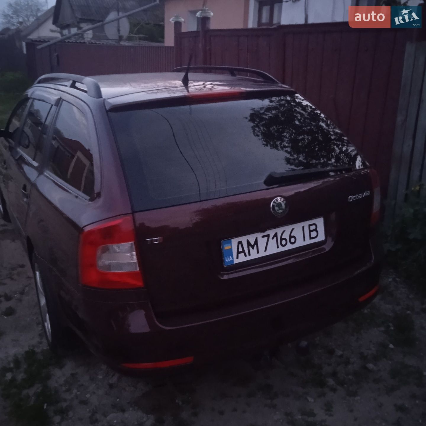 Skoda Octavia 2010 VIN TMBGE61Z5A2095998 фото оголошення 2 з 23