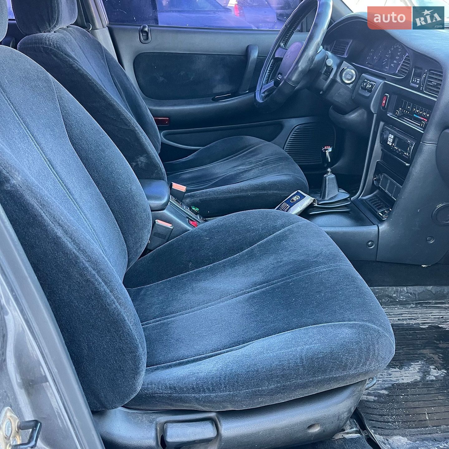 Nissan Maxima 1989 VIN JN100HJ30U0002596 фото оголошення 3 з 12