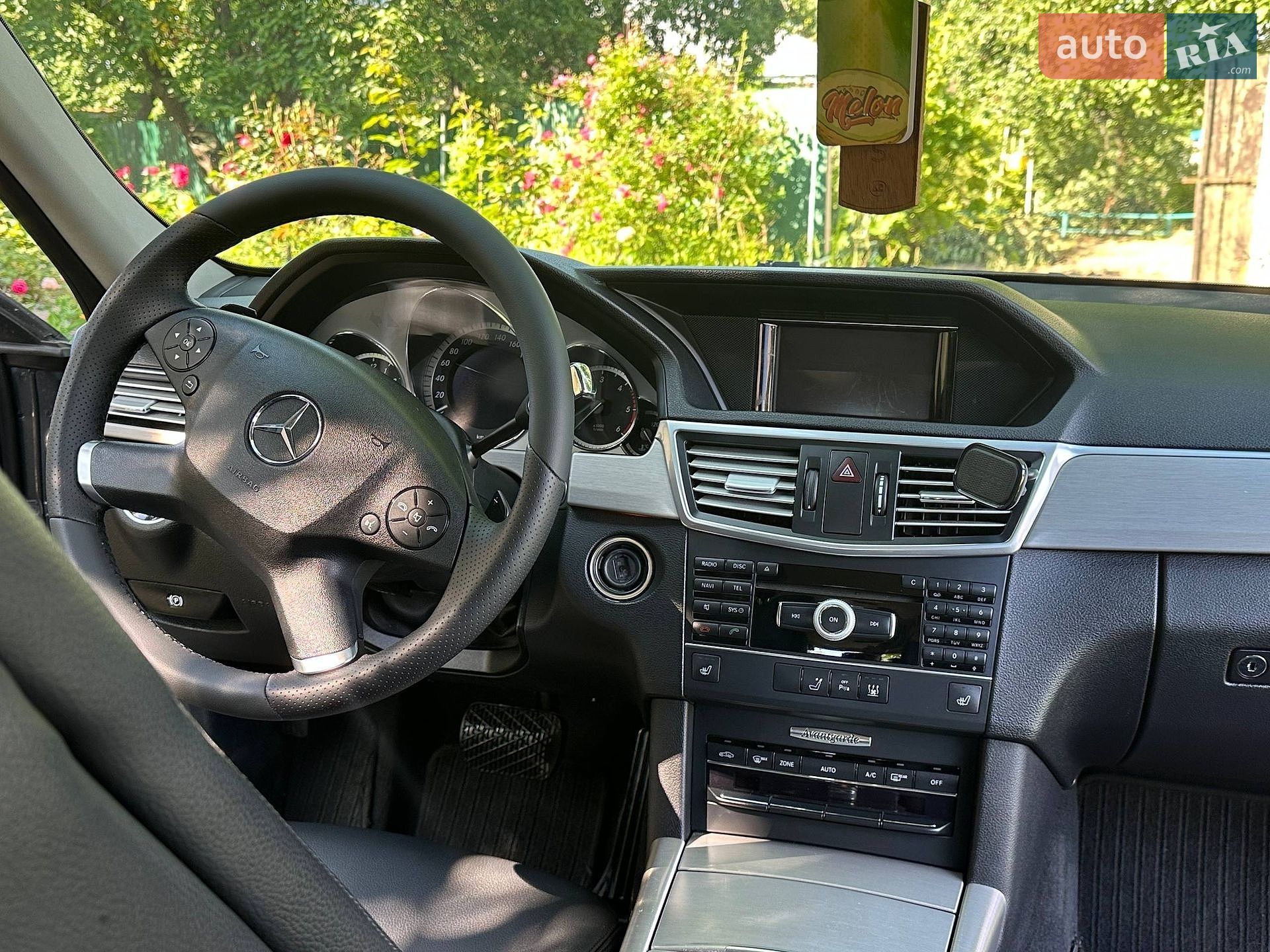 Mercedes-Benz E-Class 2011 VIN WDD2122251A522845 фото оголошення 17 з 20