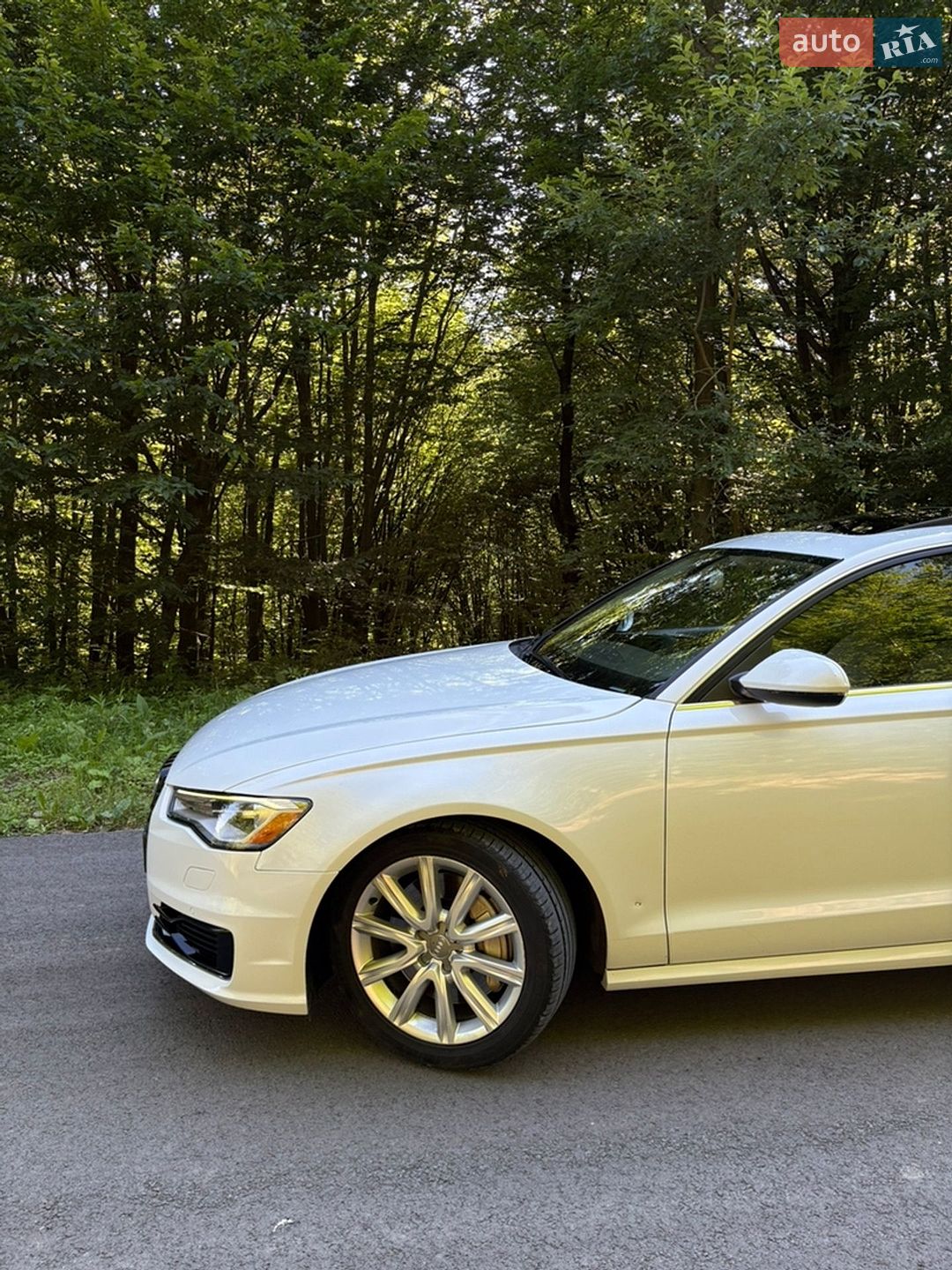 Audi A6 2015 VIN WAUGFAFC4GN019892 фото оголошення 4 з 54