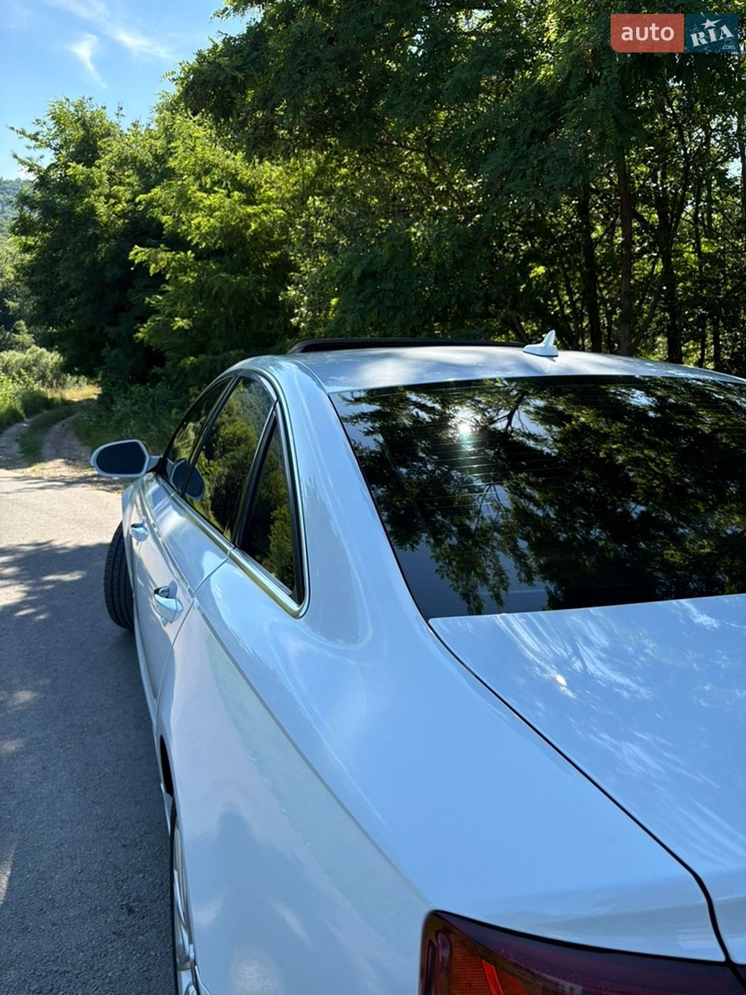 Audi A6 2015 VIN WAUGFAFC4GN019892 фото оголошення 15 з 54