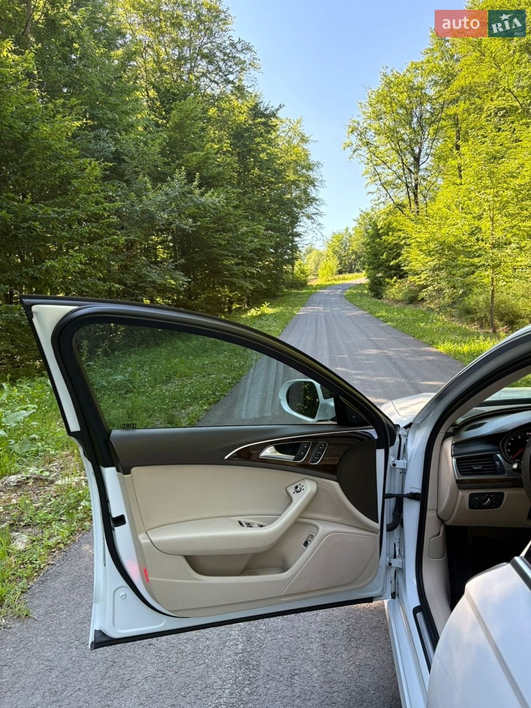 Audi A6 2015 VIN WAUGFAFC4GN019892 фото оголошення 27 з 54