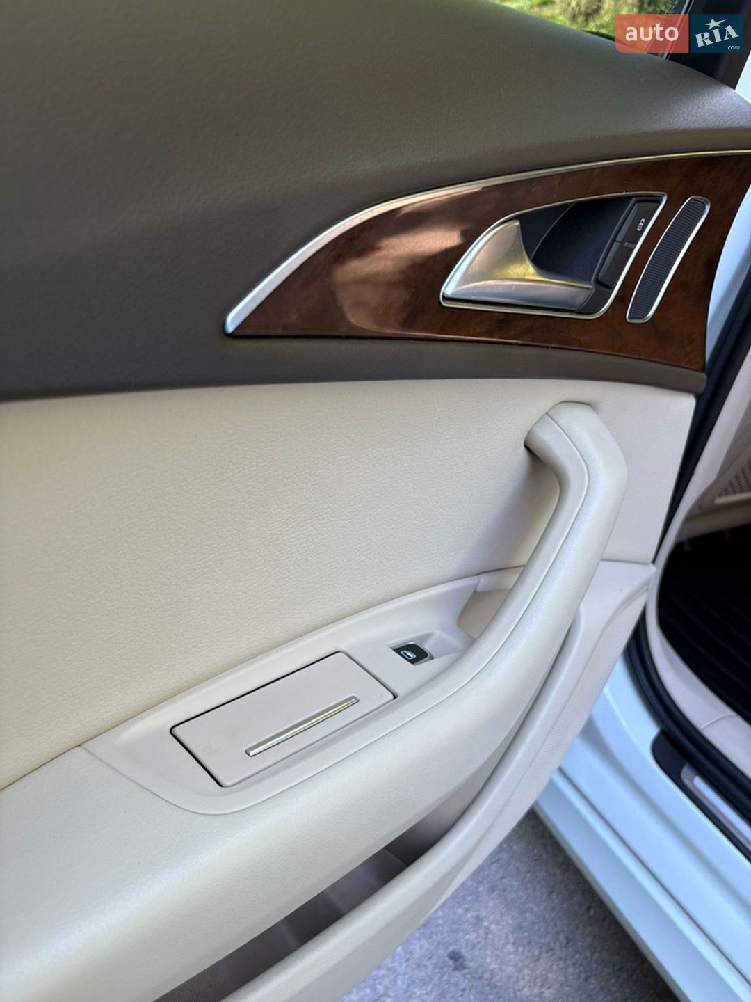Audi A6 2015 VIN WAUGFAFC4GN019892 фото оголошення 43 з 54