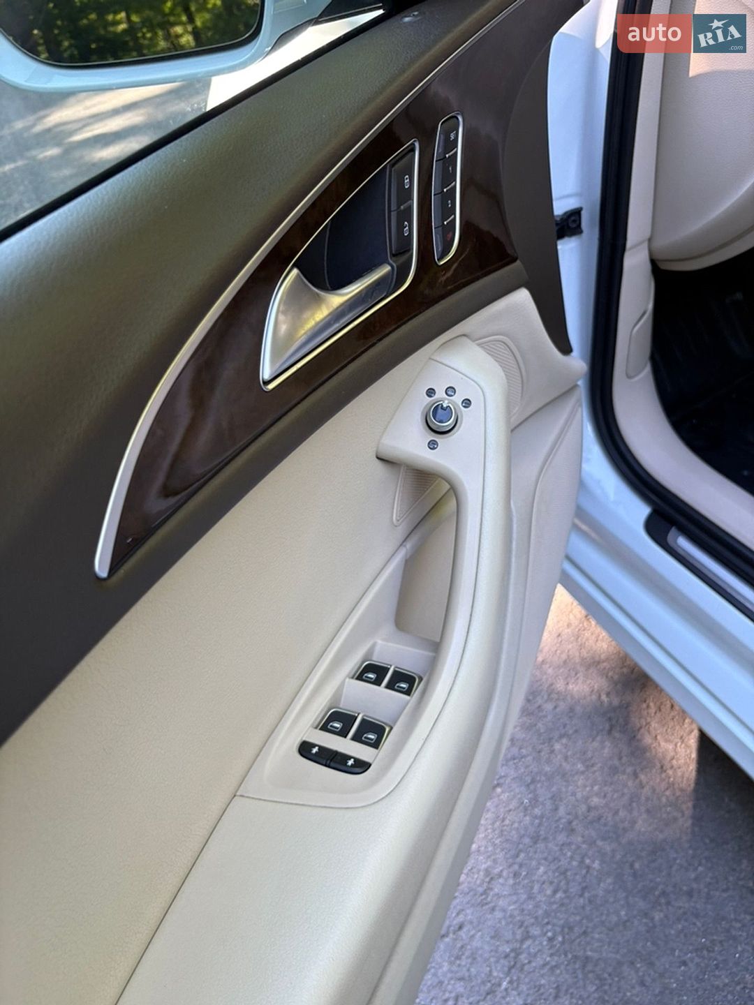 Audi A6 2015 VIN WAUGFAFC4GN019892 фото оголошення 46 з 54