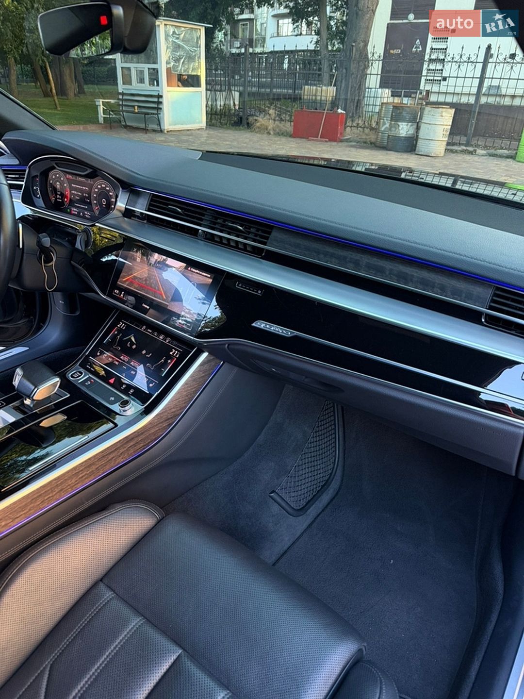 Audi A8 2020 VIN WAU8DAF86MN007714 фото оголошення 27 з 33