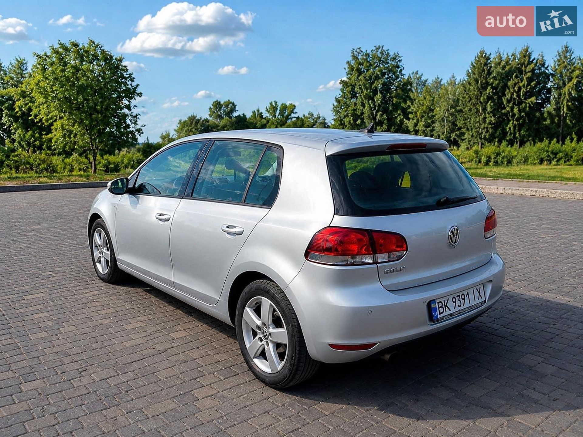 Volkswagen Golf 2010 VIN WVWZZZ1KZBW152394 фото оголошення 2 з 11