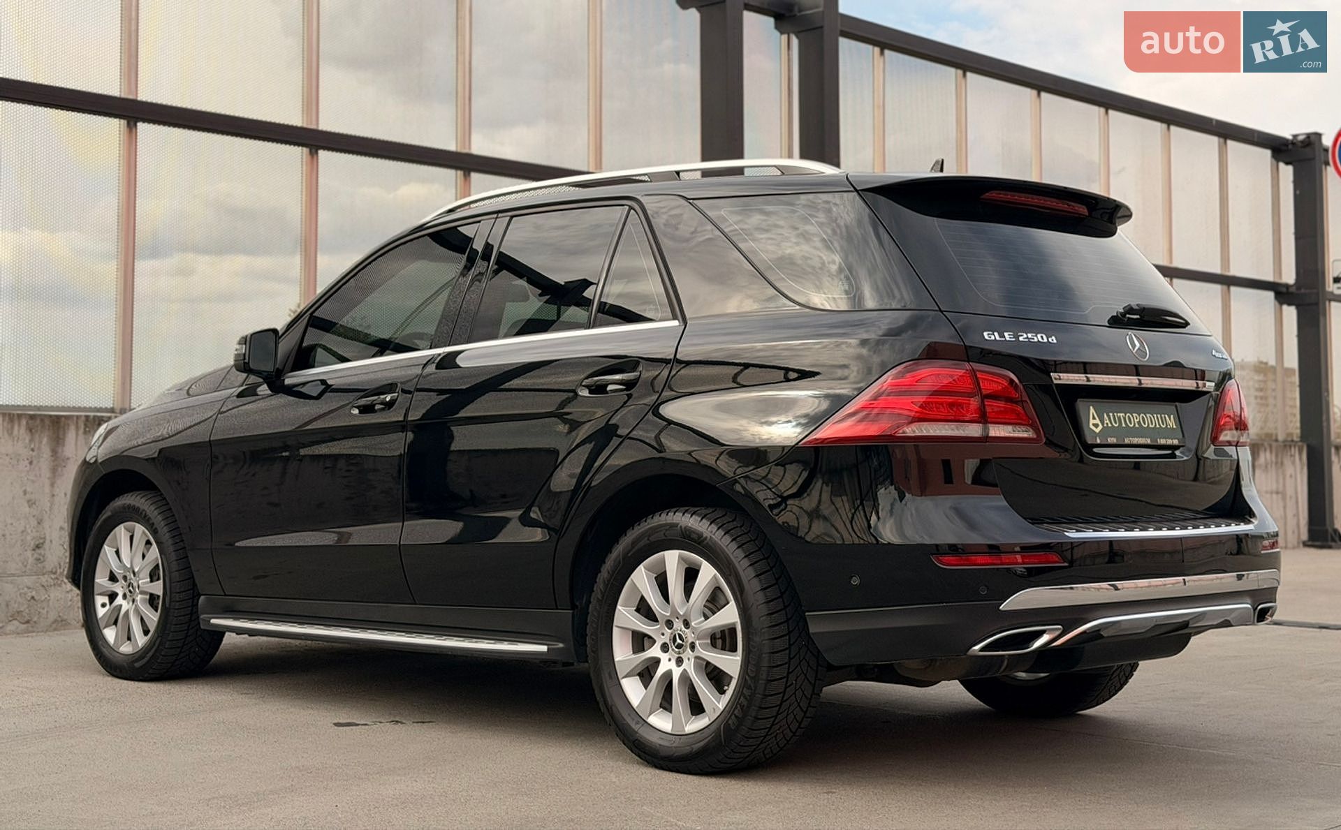 Mercedes-Benz GLE-Class 2018 VIN WDC1660041B214872 фото оголошення 10 з 33