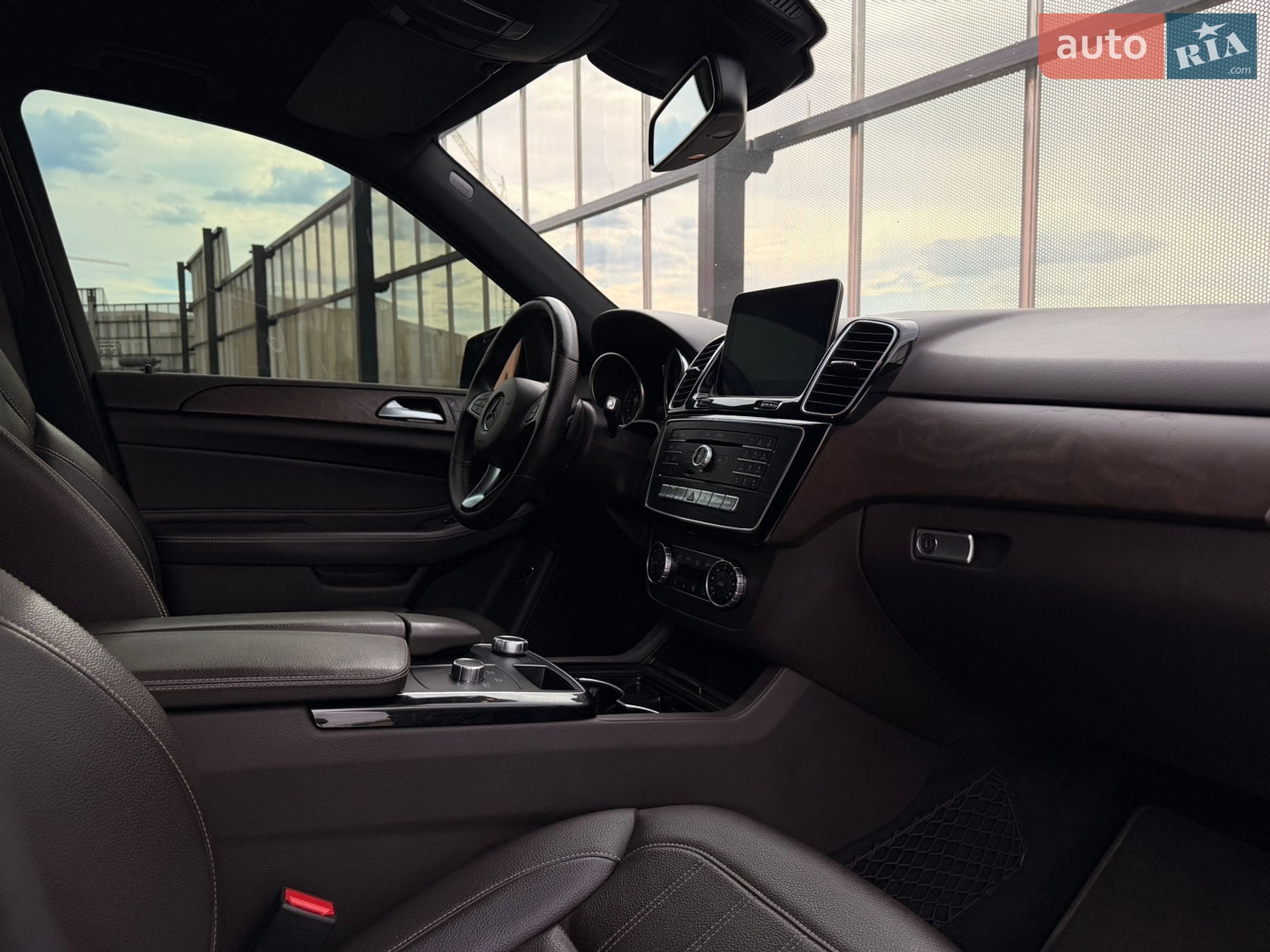 Mercedes-Benz GLE-Class 2018 VIN WDC1660041B214872 фото оголошення 15 з 33