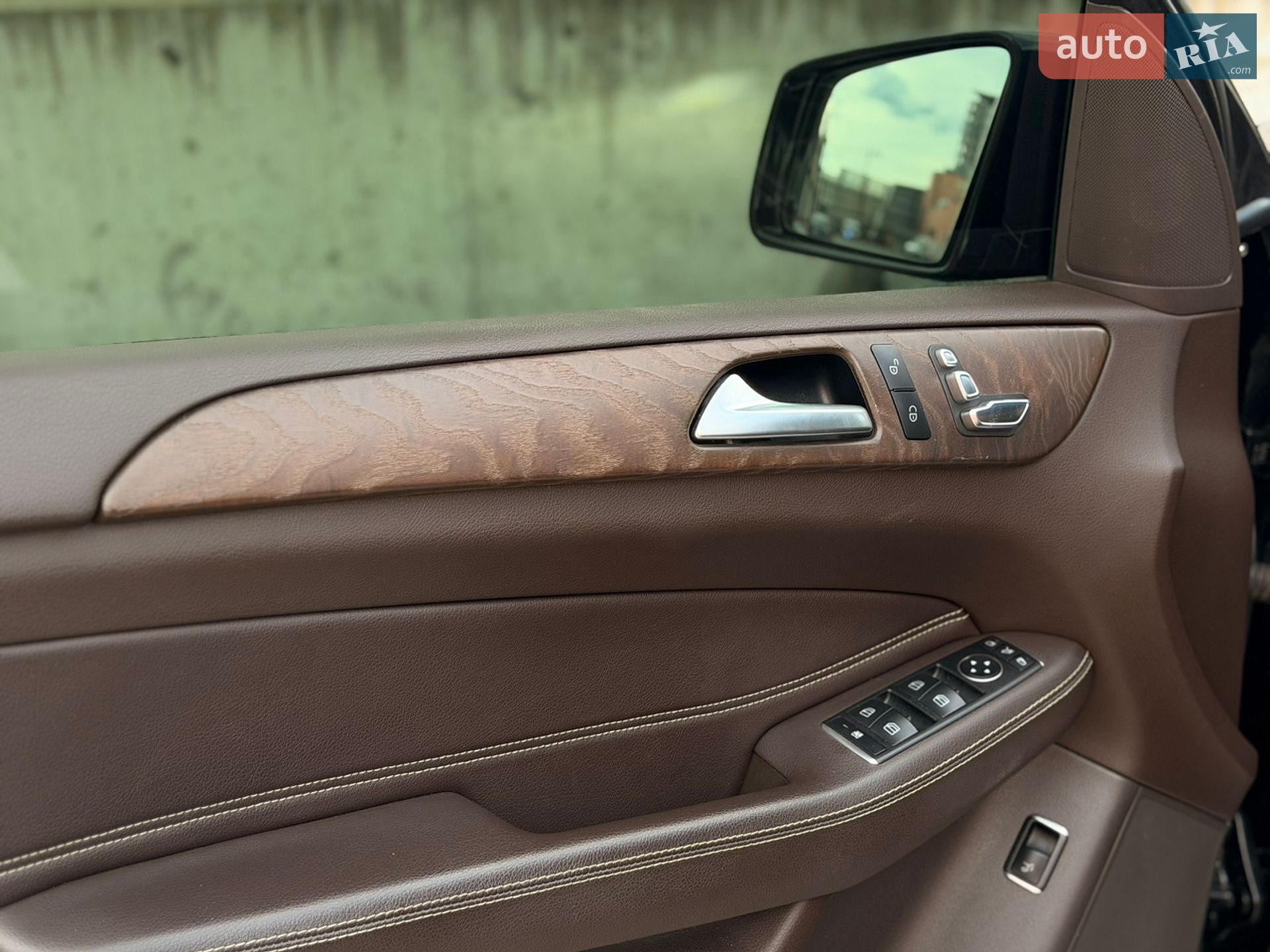 Mercedes-Benz GLE-Class 2018 VIN WDC1660041B214872 фото оголошення 17 з 33