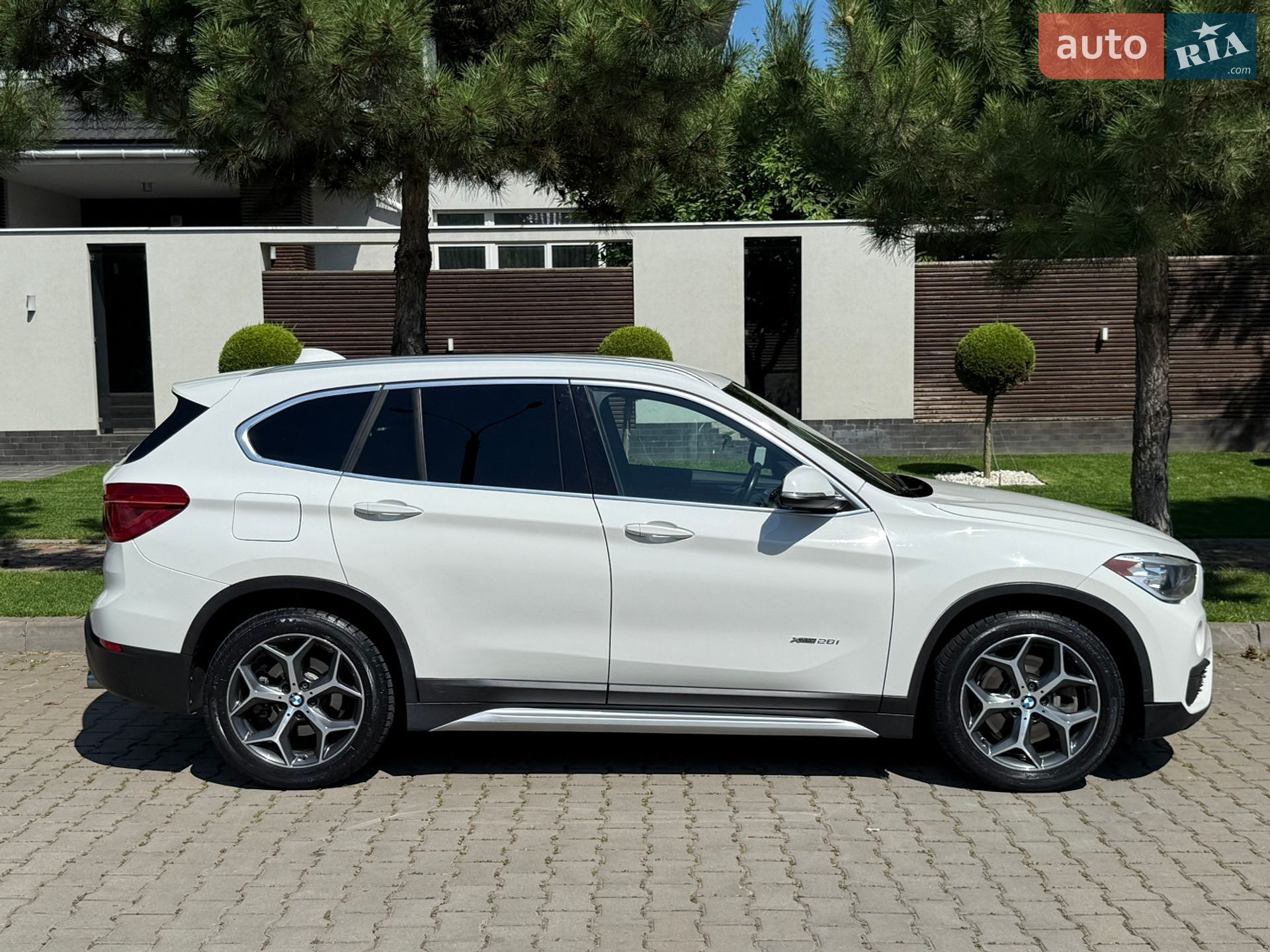 BMW X1 2015 VIN WBXHT3C3XGP884048 фото оголошення 37 з 72