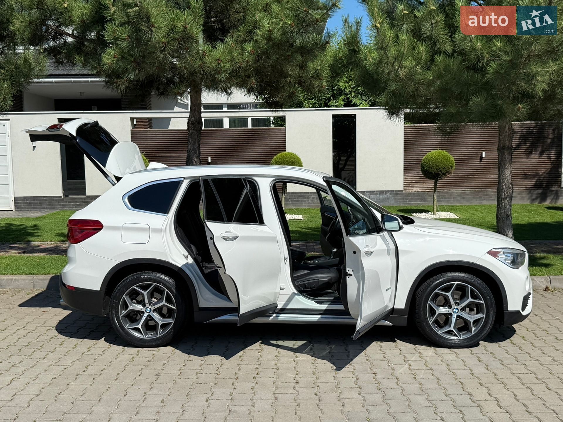 BMW X1 2015 VIN WBXHT3C3XGP884048 фото оголошення 49 з 72