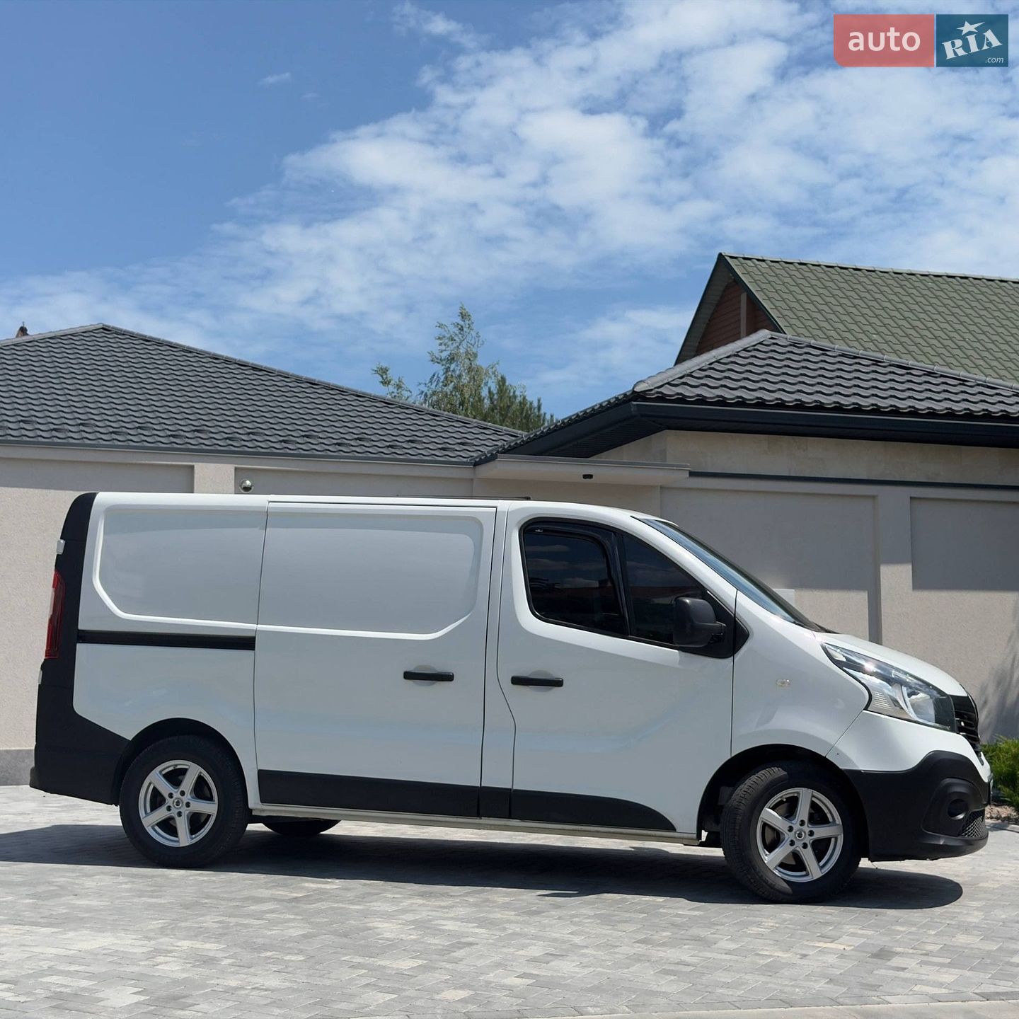 Renault Trafic 2016 VIN VF1FL000156878590 фото оголошення 10 з 33