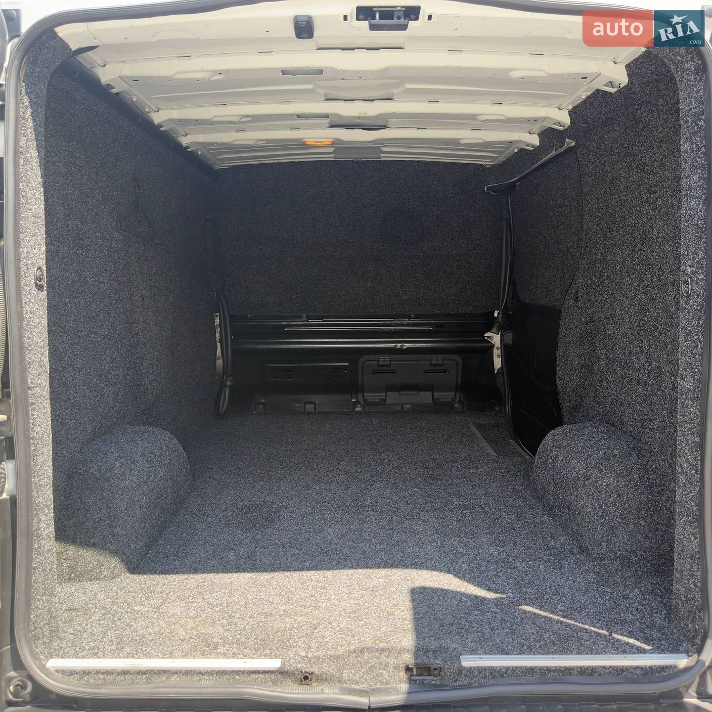 Renault Trafic 2016 VIN VF1FL000156878590 фото оголошення 28 з 33