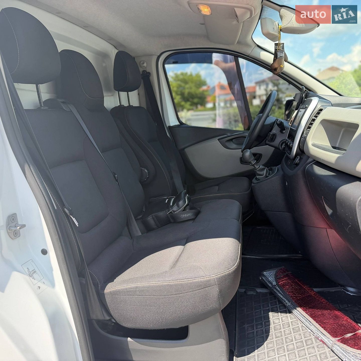 Renault Trafic 2016 VIN VF1FL000156878590 фото оголошення 30 з 33