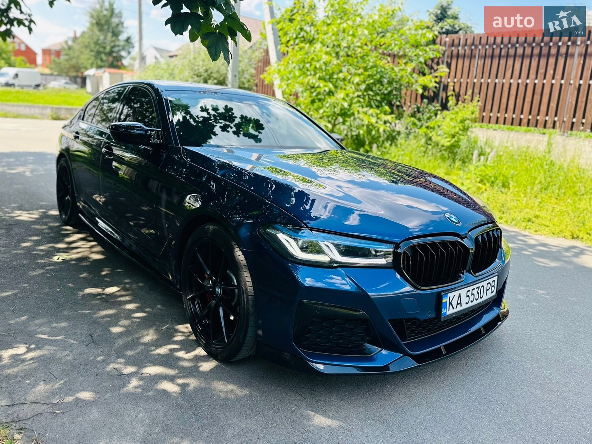 BMW 5 Series 2017 VIN WBAJD11040G884588 фото оголошення 8 з 17