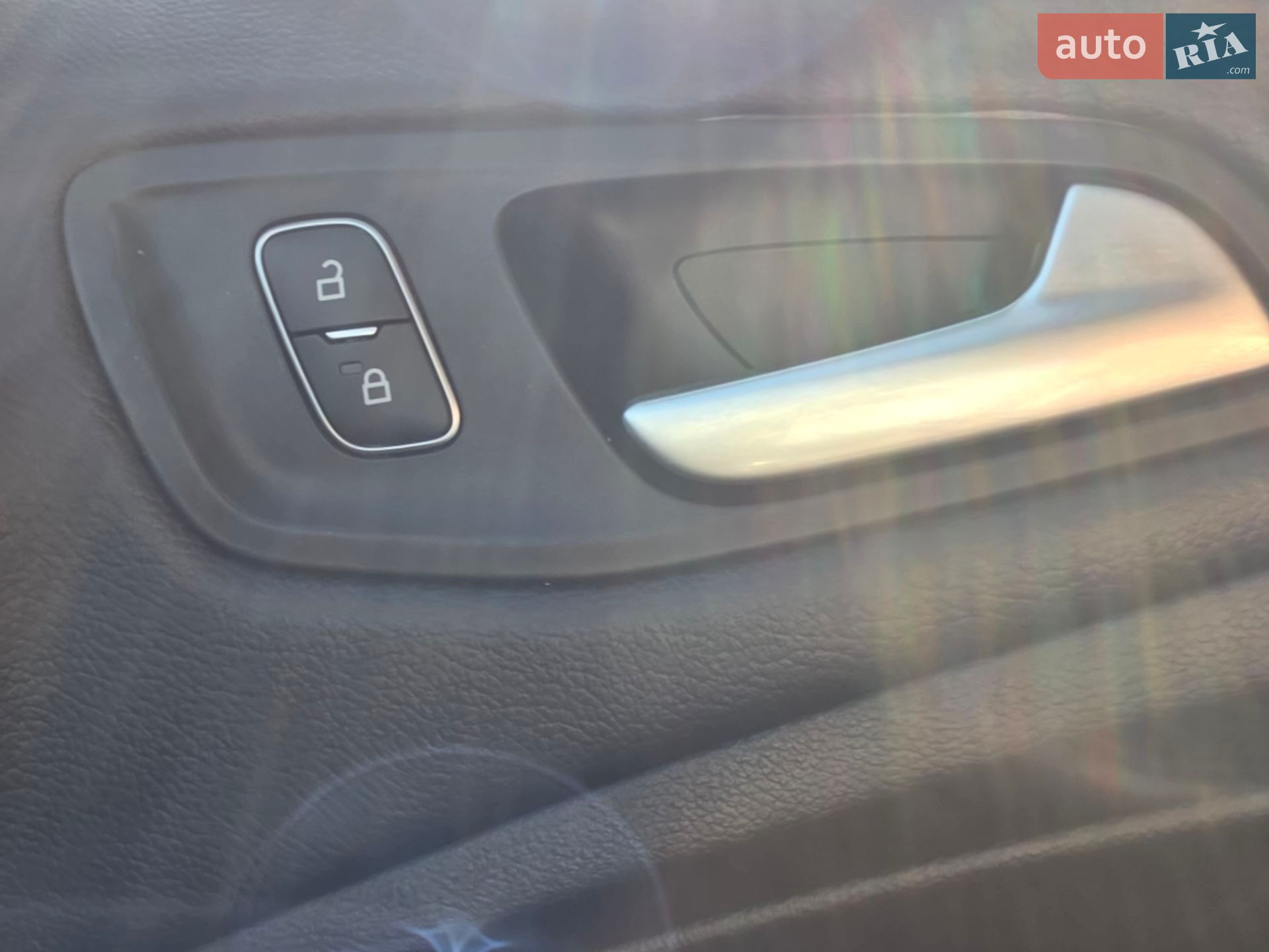 Ford Kuga 2019 VIN WF0AXXWPMAKP24725 фото оголошення 33 з 84