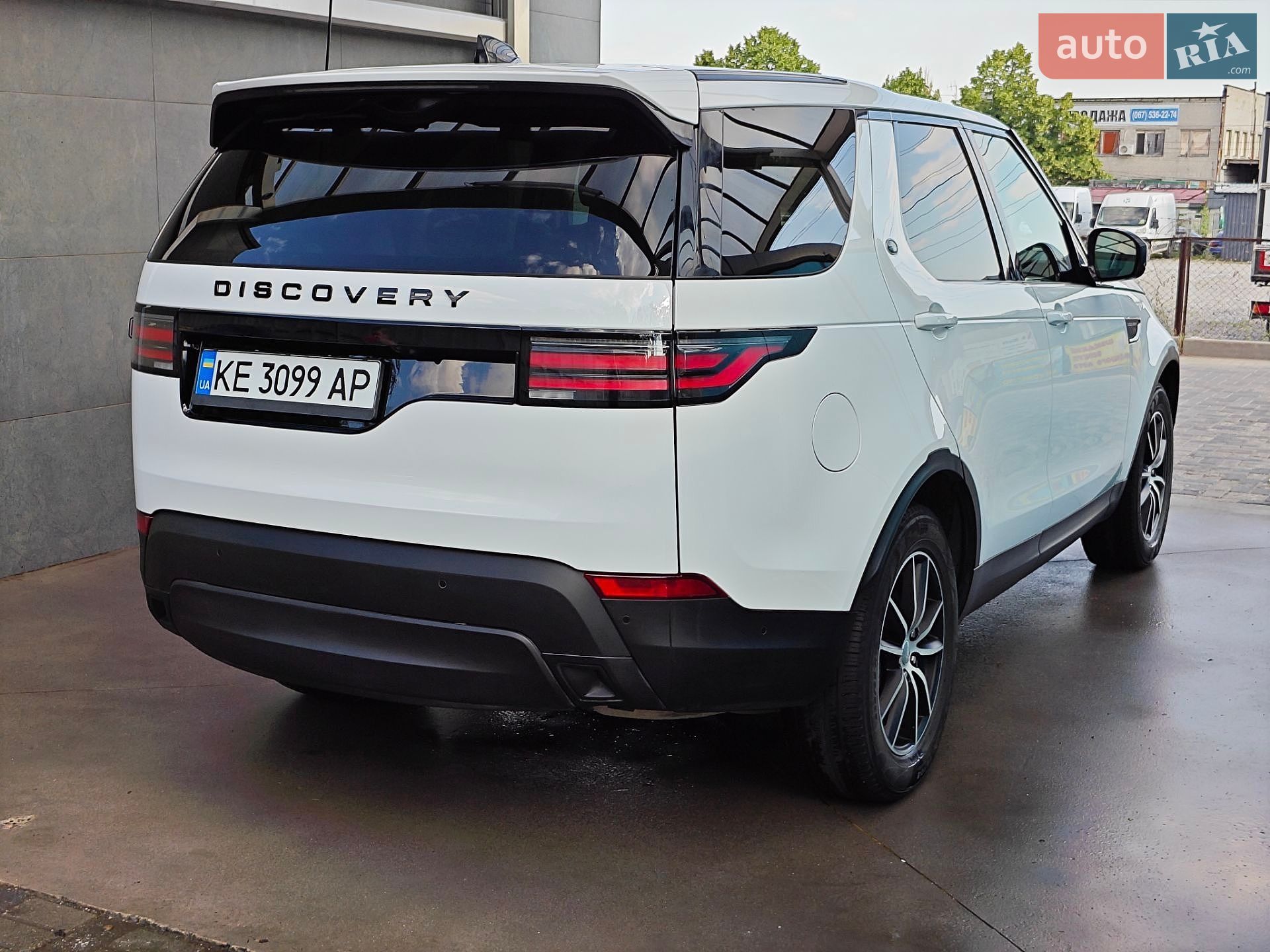 Land Rover Discovery 2018 VIN SALRG2RV7KA087446 фото оголошення 5 з 27