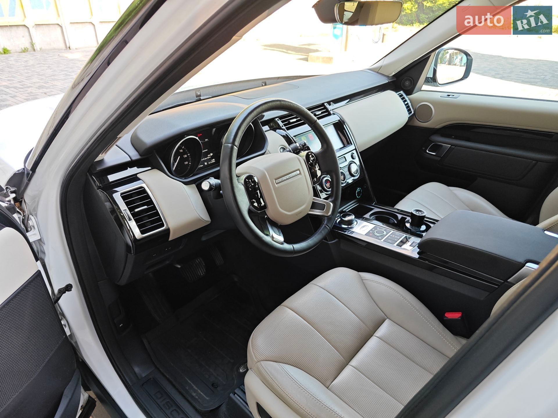 Land Rover Discovery 2018 VIN SALRG2RV7KA087446 фото оголошення 9 з 27
