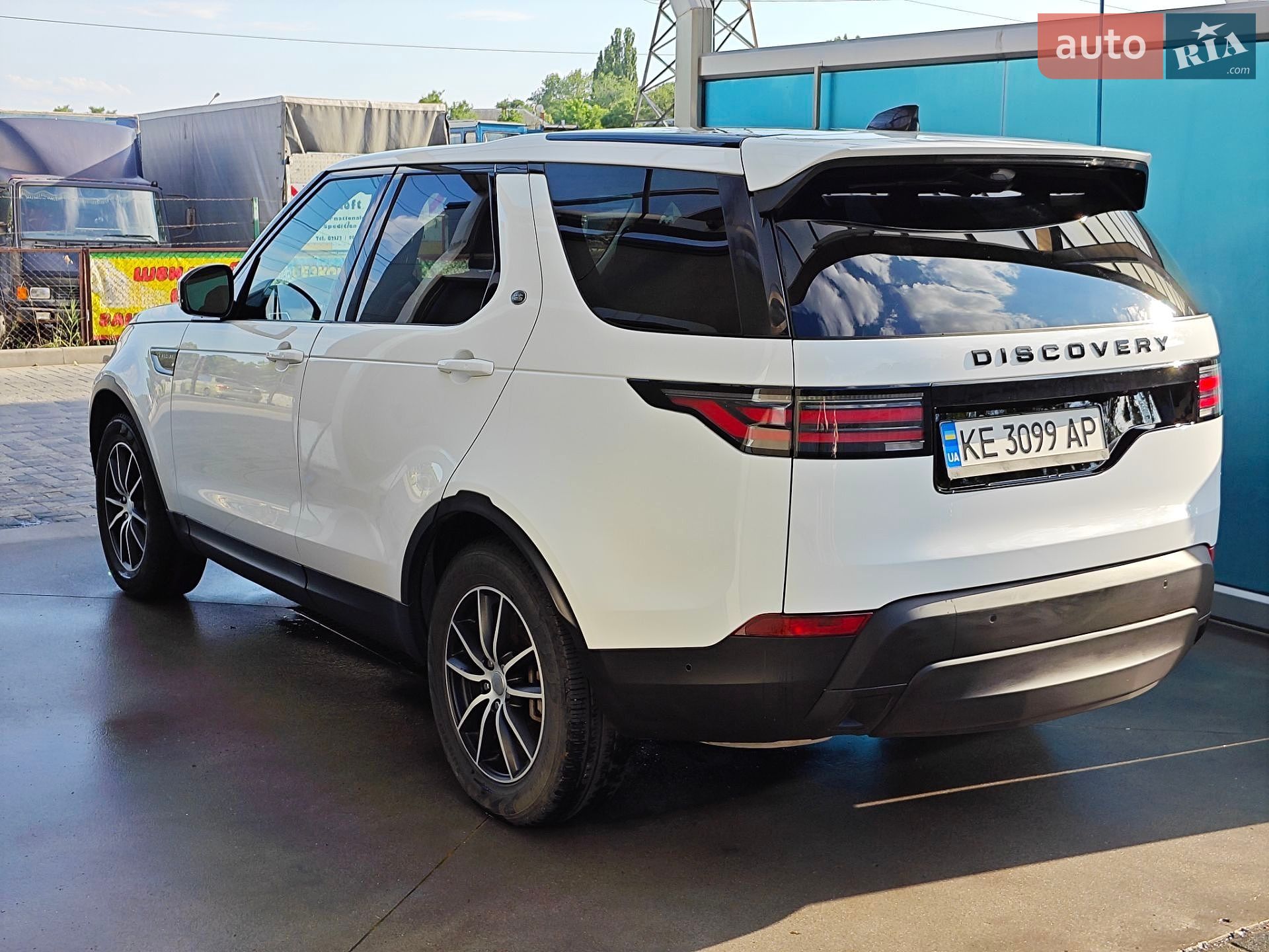 Land Rover Discovery 2018 VIN SALRG2RV7KA087446 фото оголошення 6 з 27
