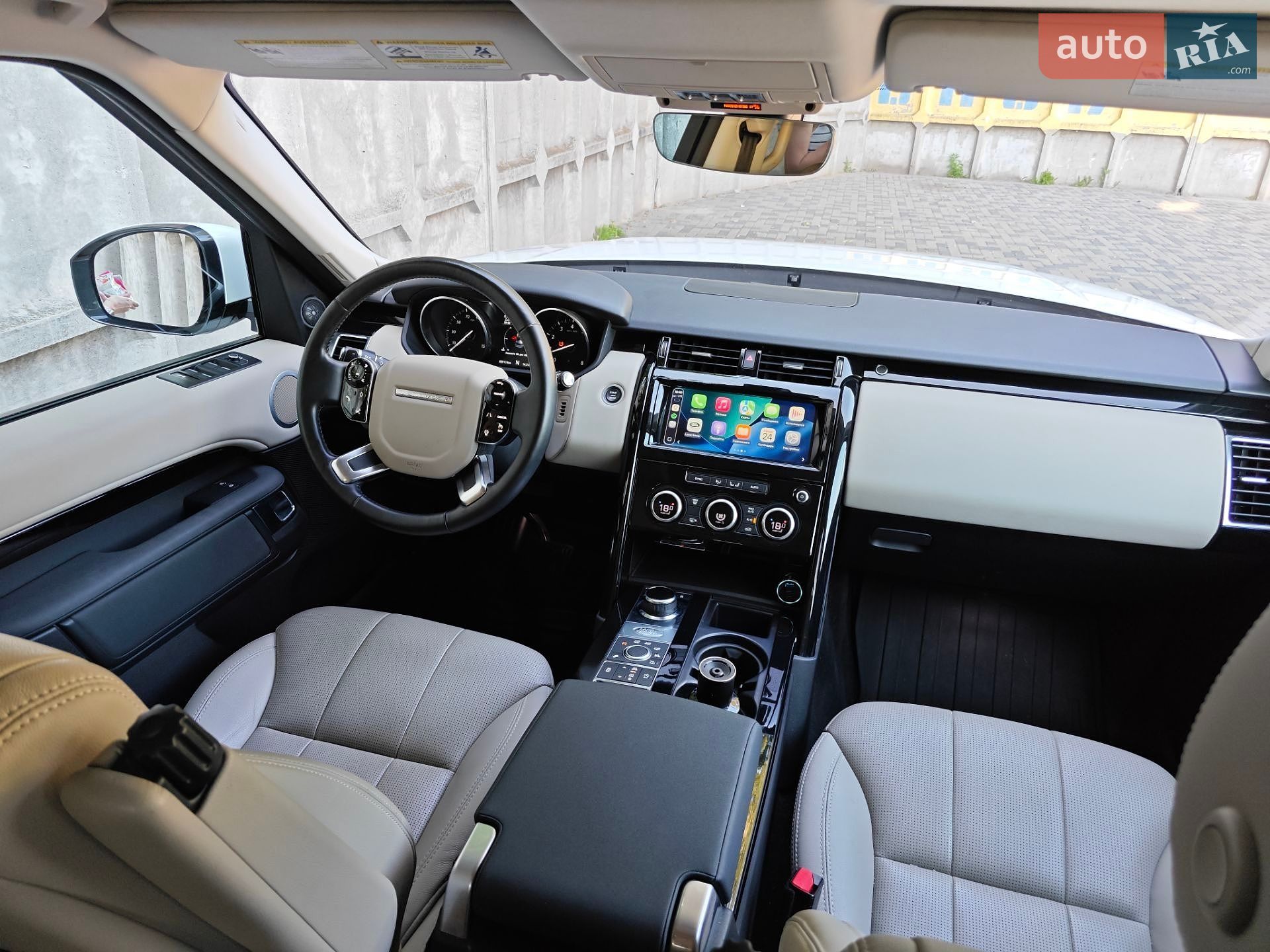 Land Rover Discovery 2018 VIN SALRG2RV7KA087446 фото оголошення 12 з 27