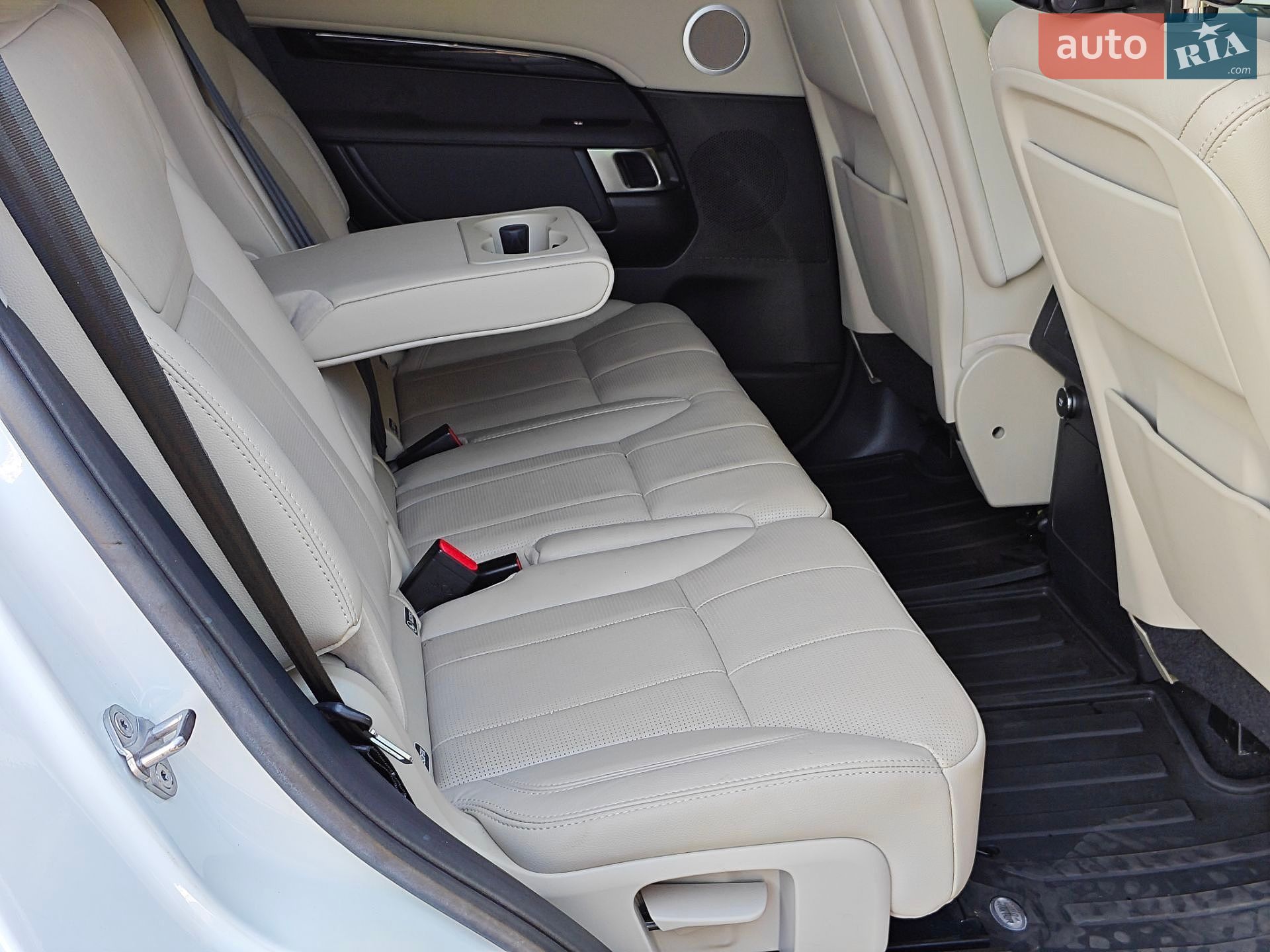 Land Rover Discovery 2018 VIN SALRG2RV7KA087446 фото оголошення 13 з 27