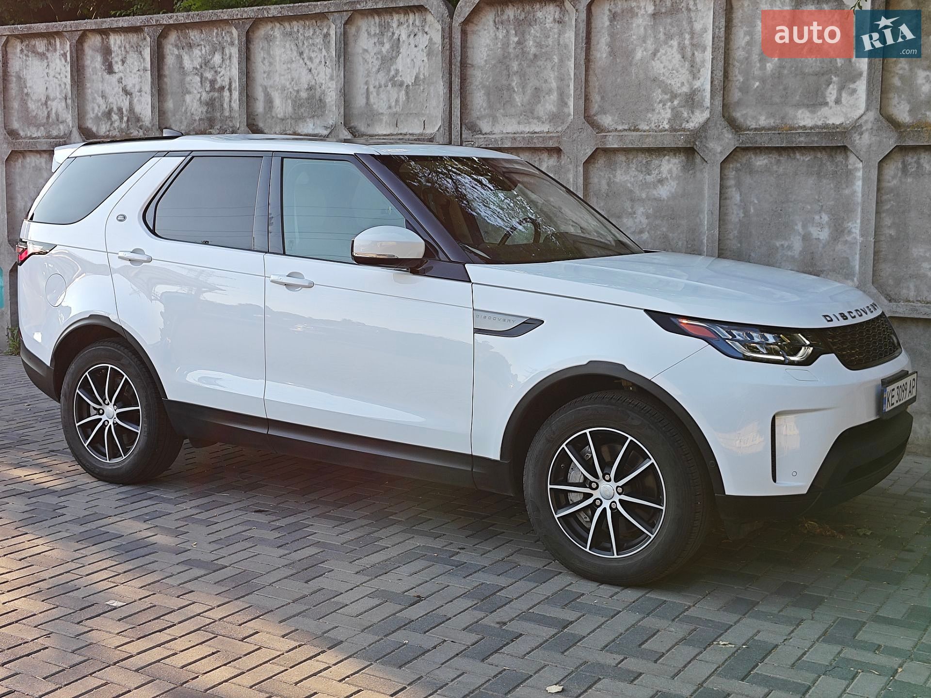 Land Rover Discovery 2018 VIN SALRG2RV7KA087446 фото оголошення 21 з 27