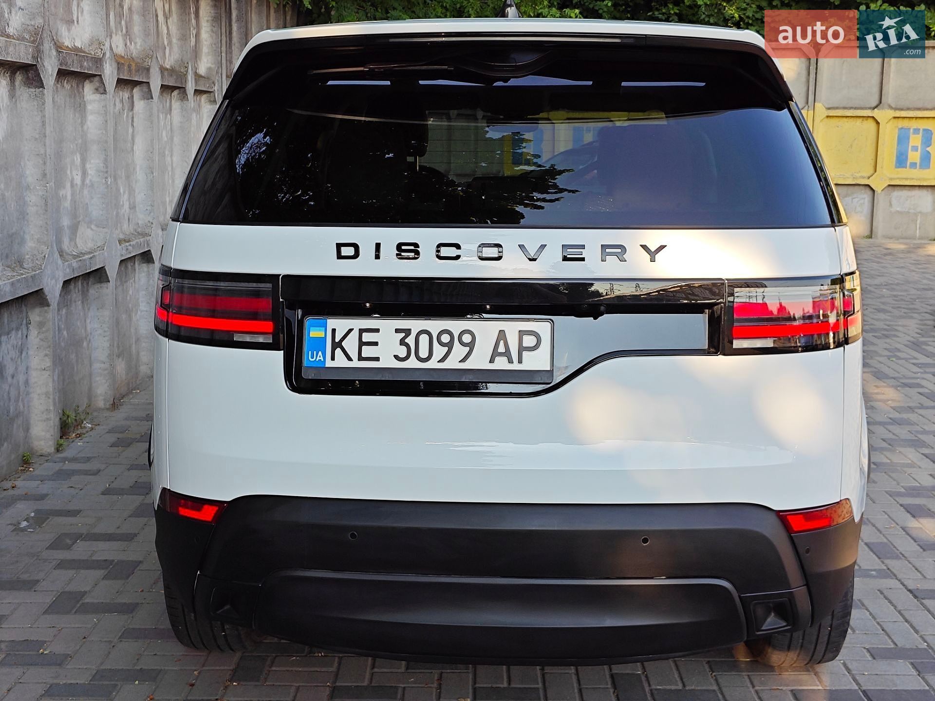 Land Rover Discovery 2018 VIN SALRG2RV7KA087446 фото оголошення 23 з 27